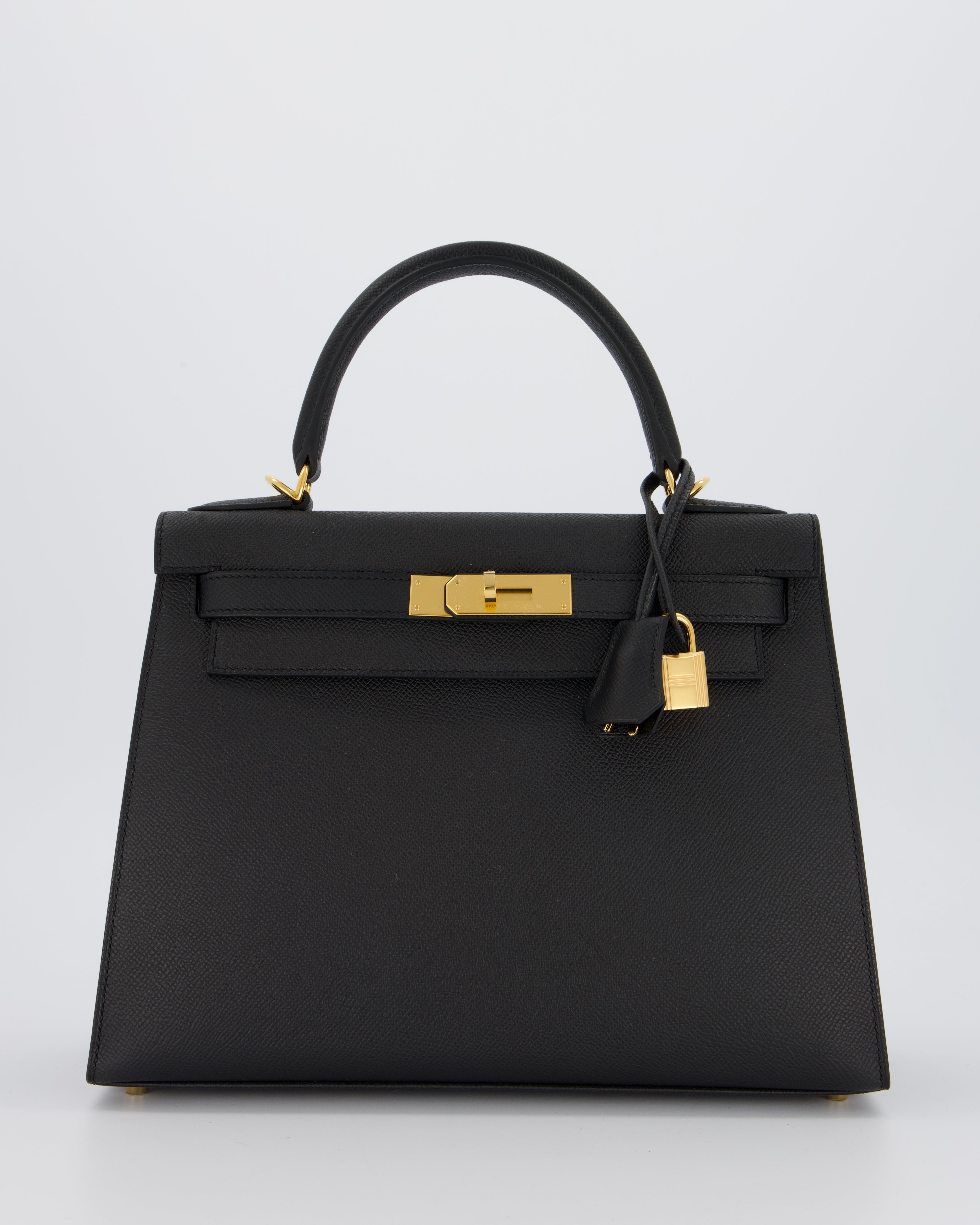 Hermès Kelly 28 Sellier Bag in Noir Epsom Leather with Gold Hardware