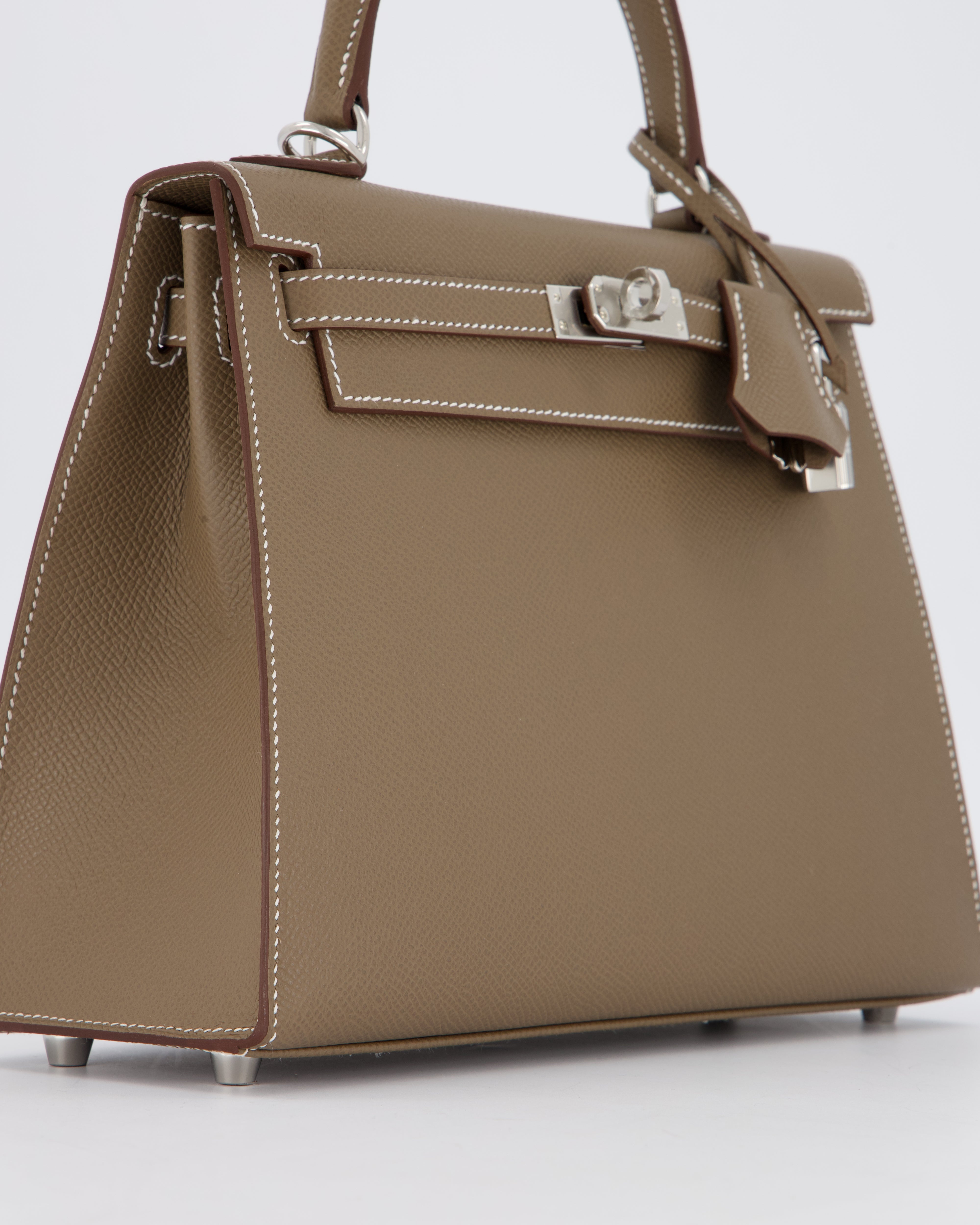 Hermès Kelly 25 Sellier Bag in Etoupe Epsom Leather with Palladium Hardware