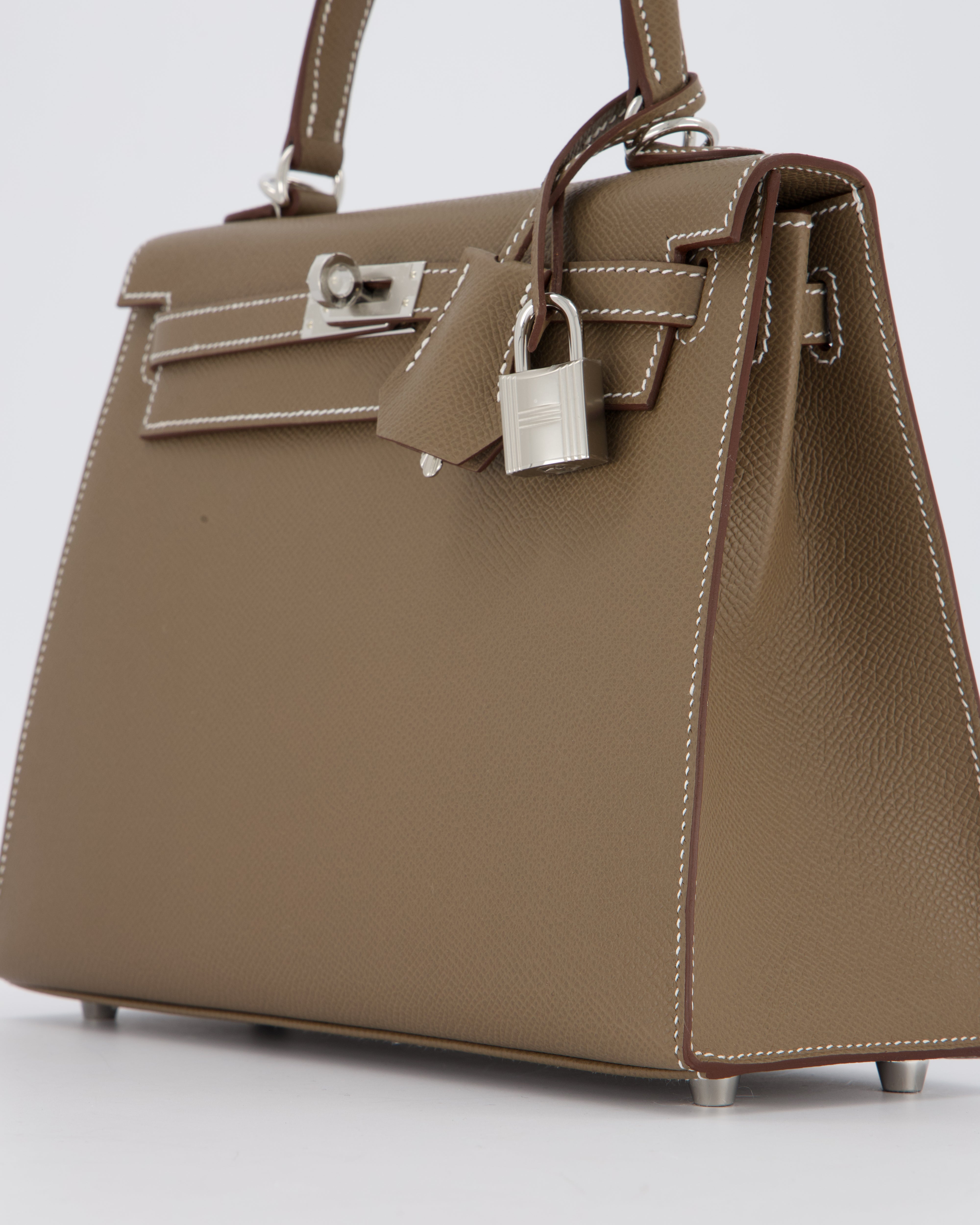 Hermès Kelly 25 Sellier Bag in Etoupe Epsom Leather with Palladium Hardware