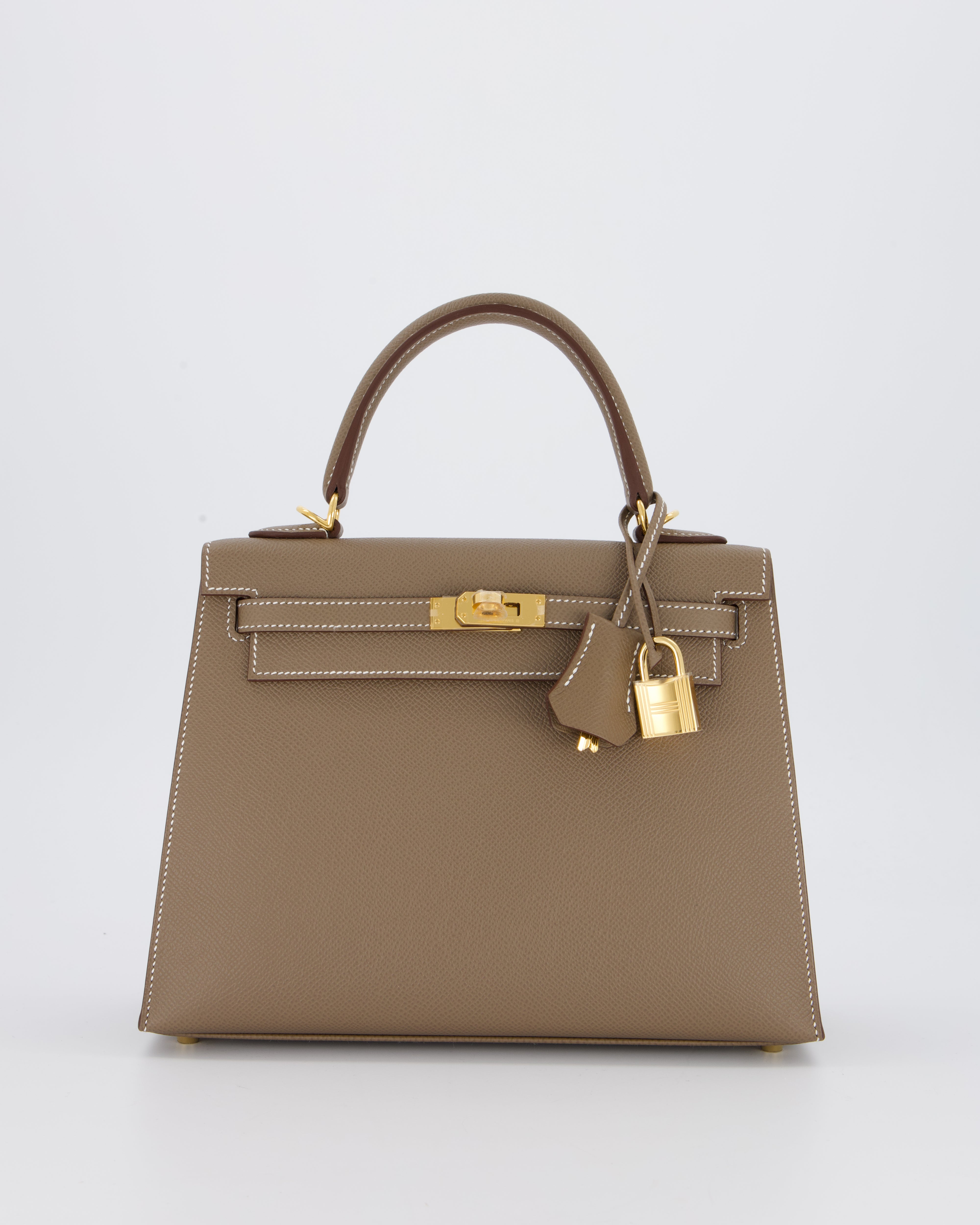 Hermès Kelly 25 Sellier in Etoupe Epsom Leather with Gold Hardware