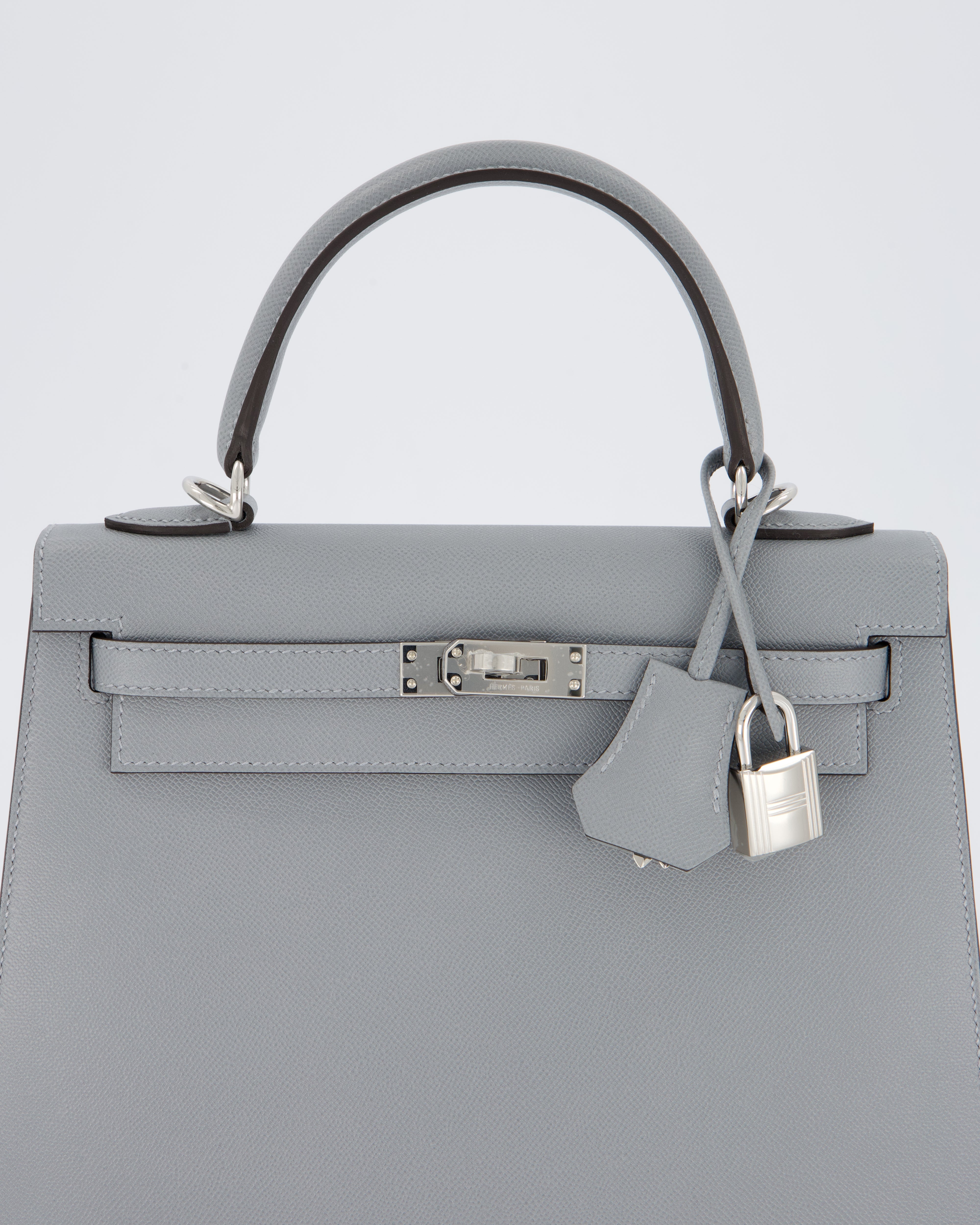 Hermès Kelly 25 Sellier Bag in Gris Pantin Epsom Leather with Palladium Hardware