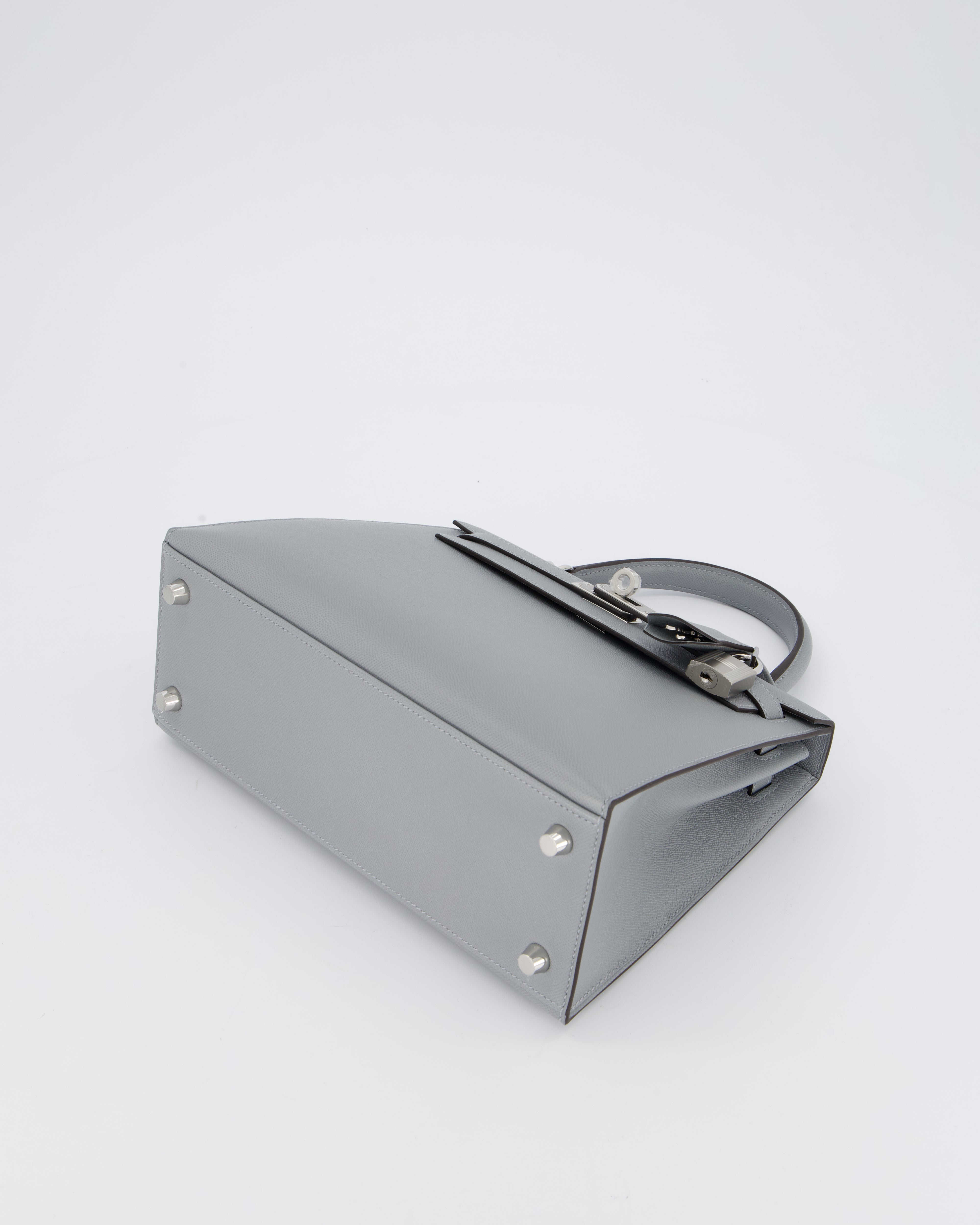 Hermès Kelly 25 Sellier Bag in Gris Pantin Epsom Leather with Palladium Hardware