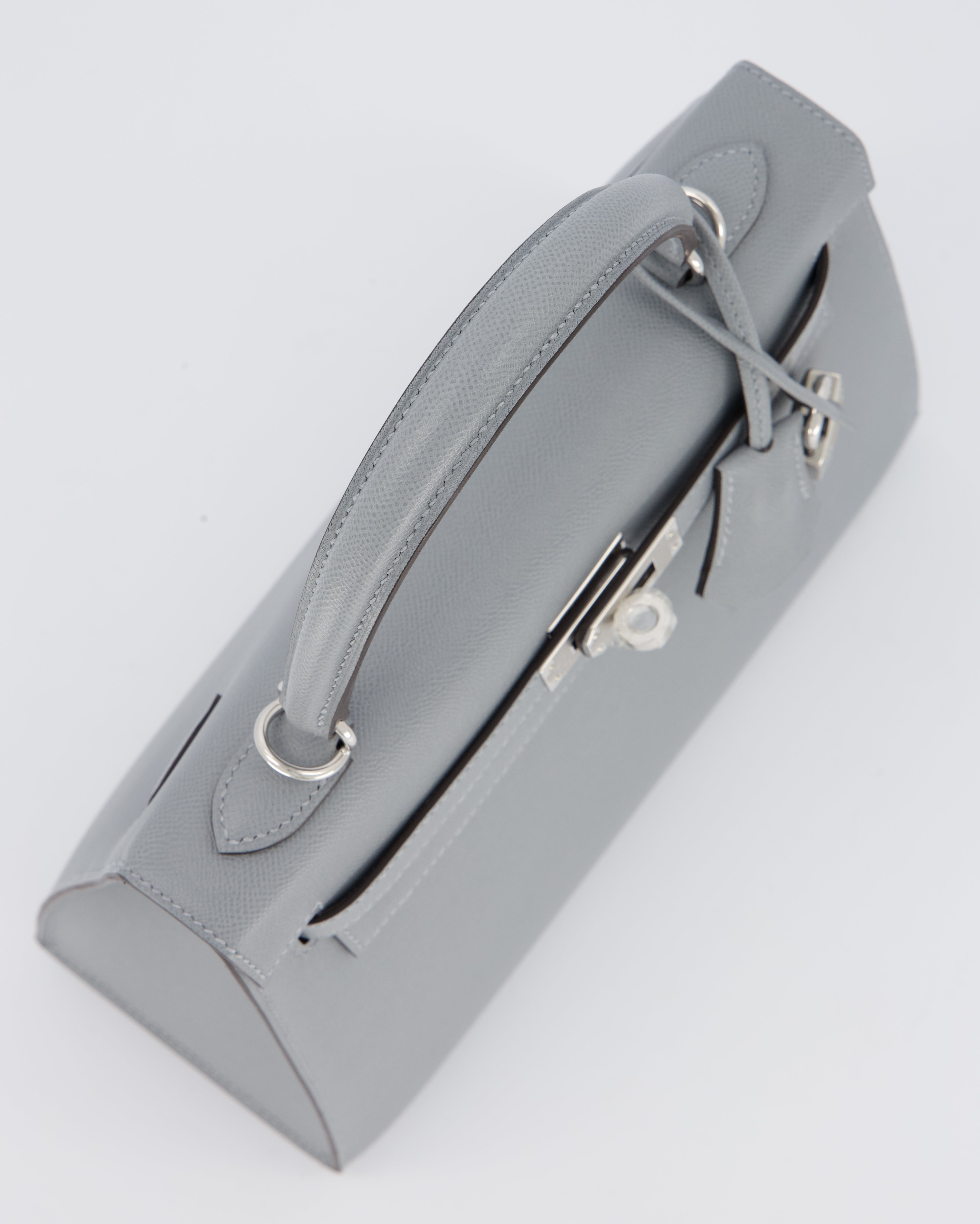 Hermès Kelly 25 Sellier Bag in Gris Pantin Epsom Leather with Palladium Hardware