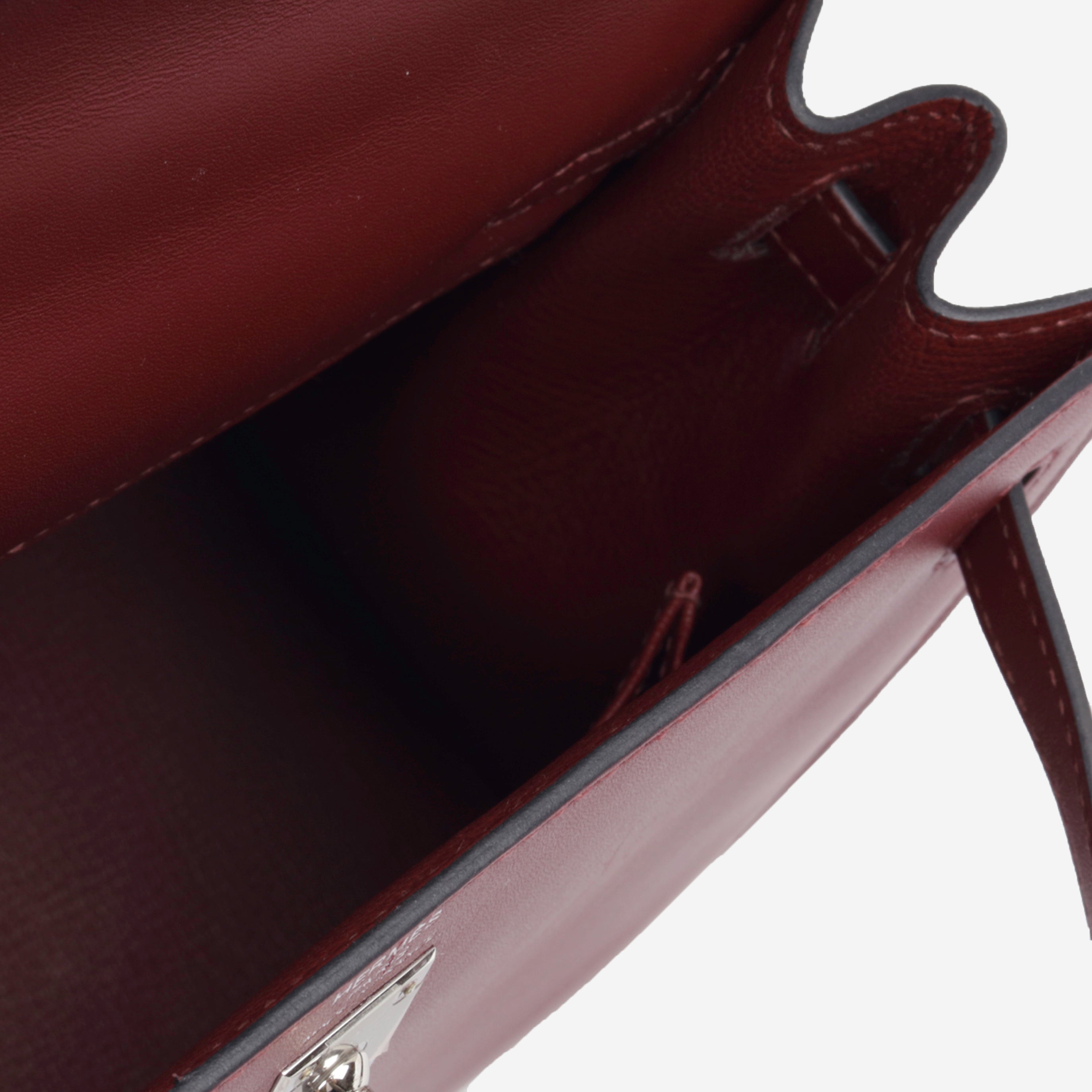 Kelly 25 - Rouge H