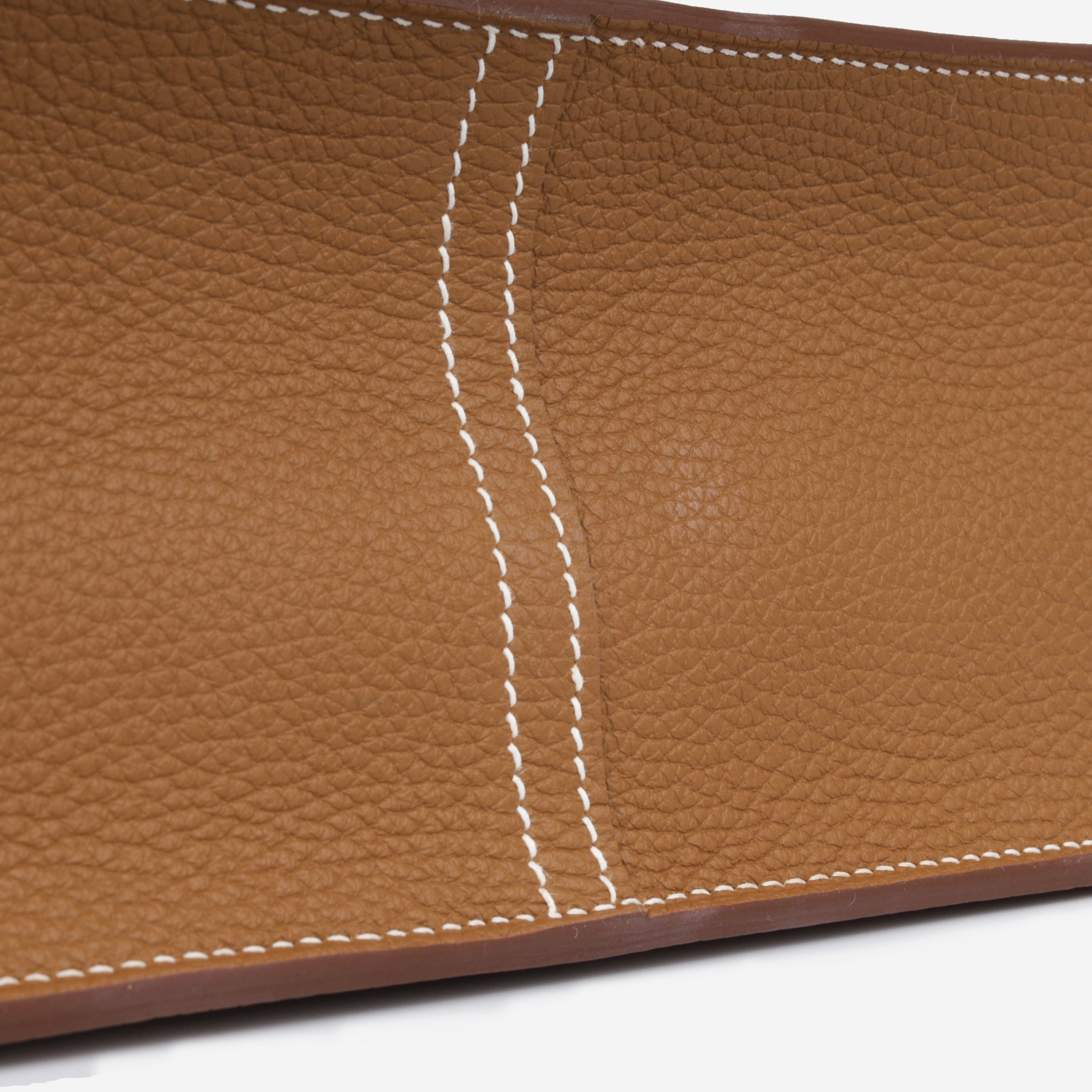 Halzan 31 - Gold Clemence