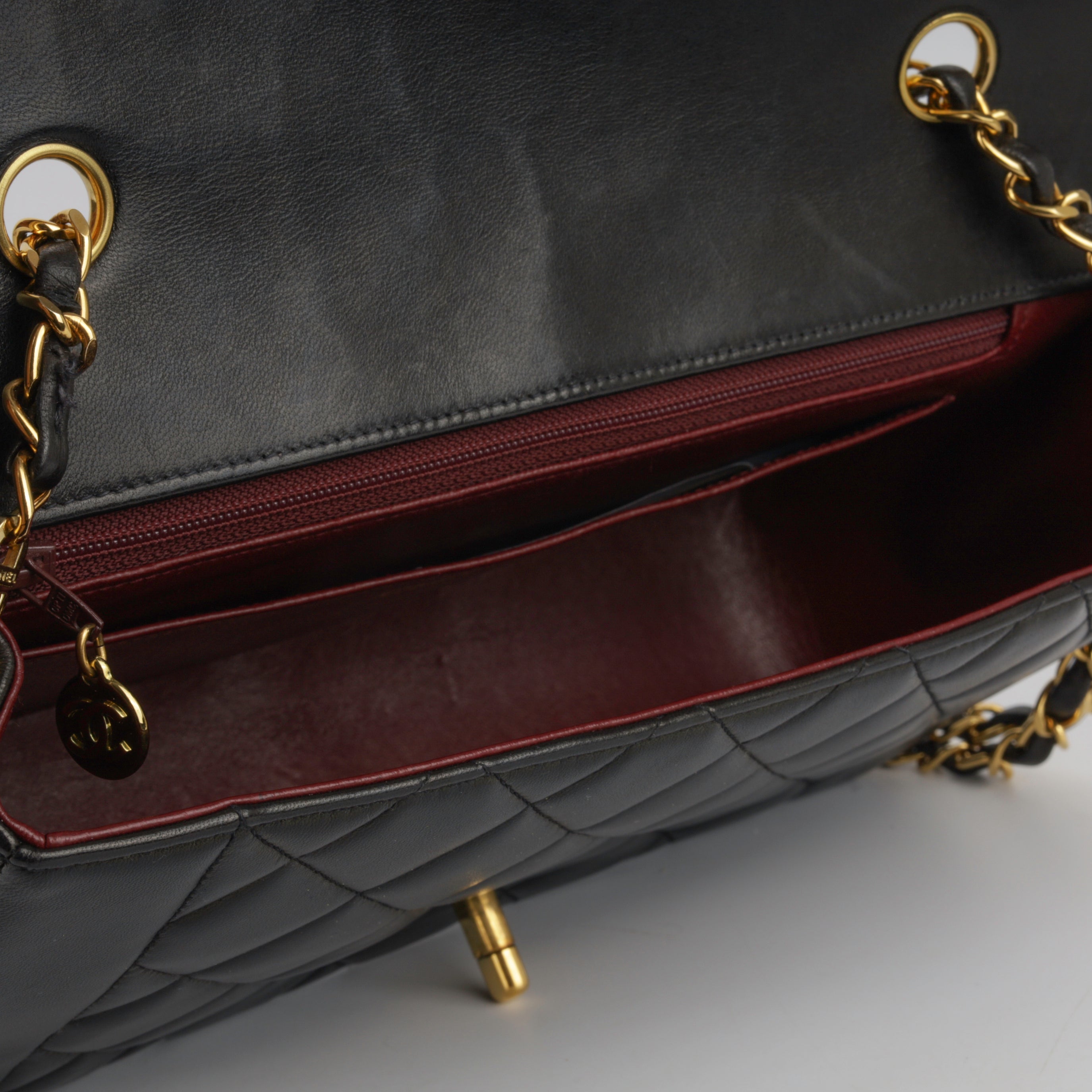 Vintage Medium Diana Flap Bag