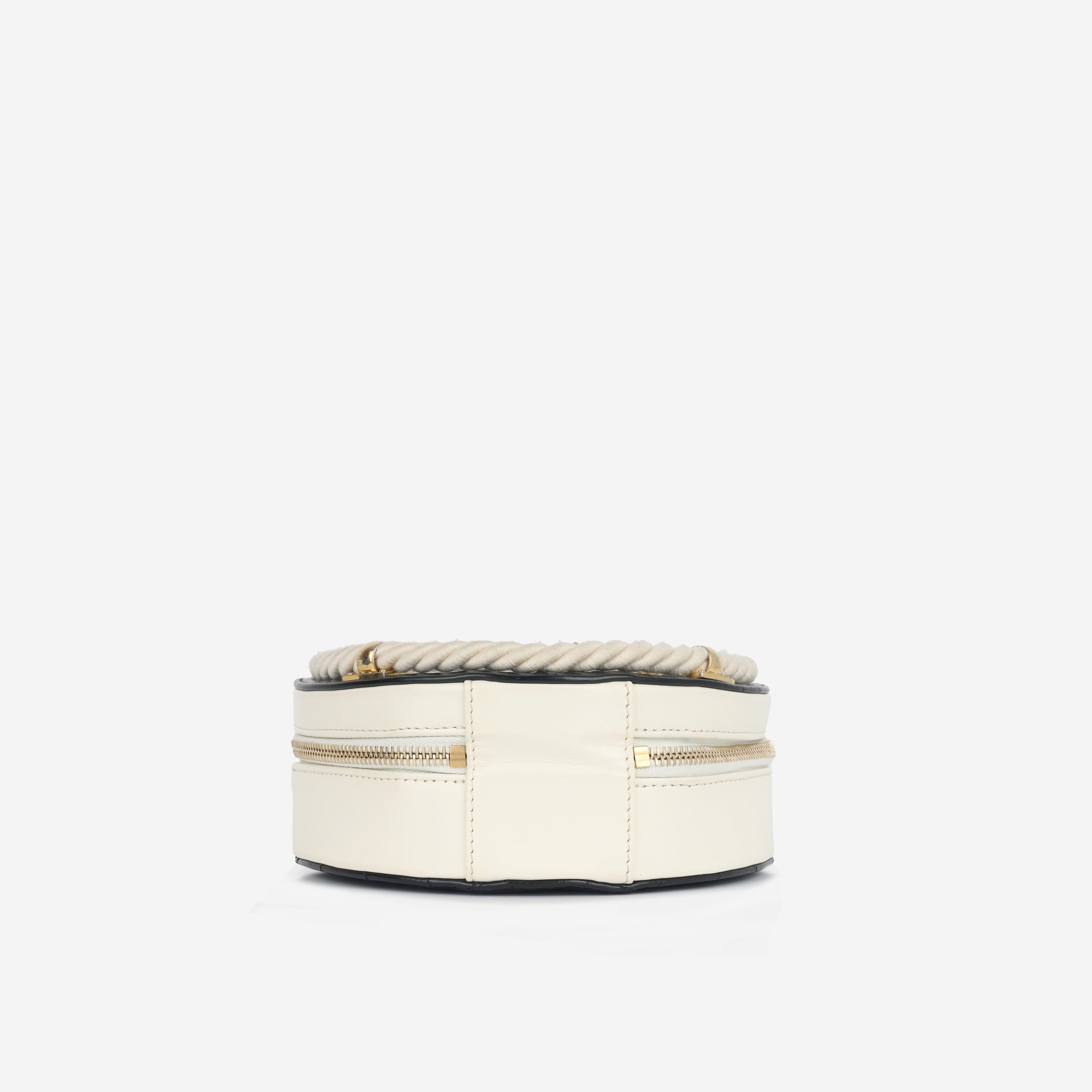 En Vogue Round Crossbody