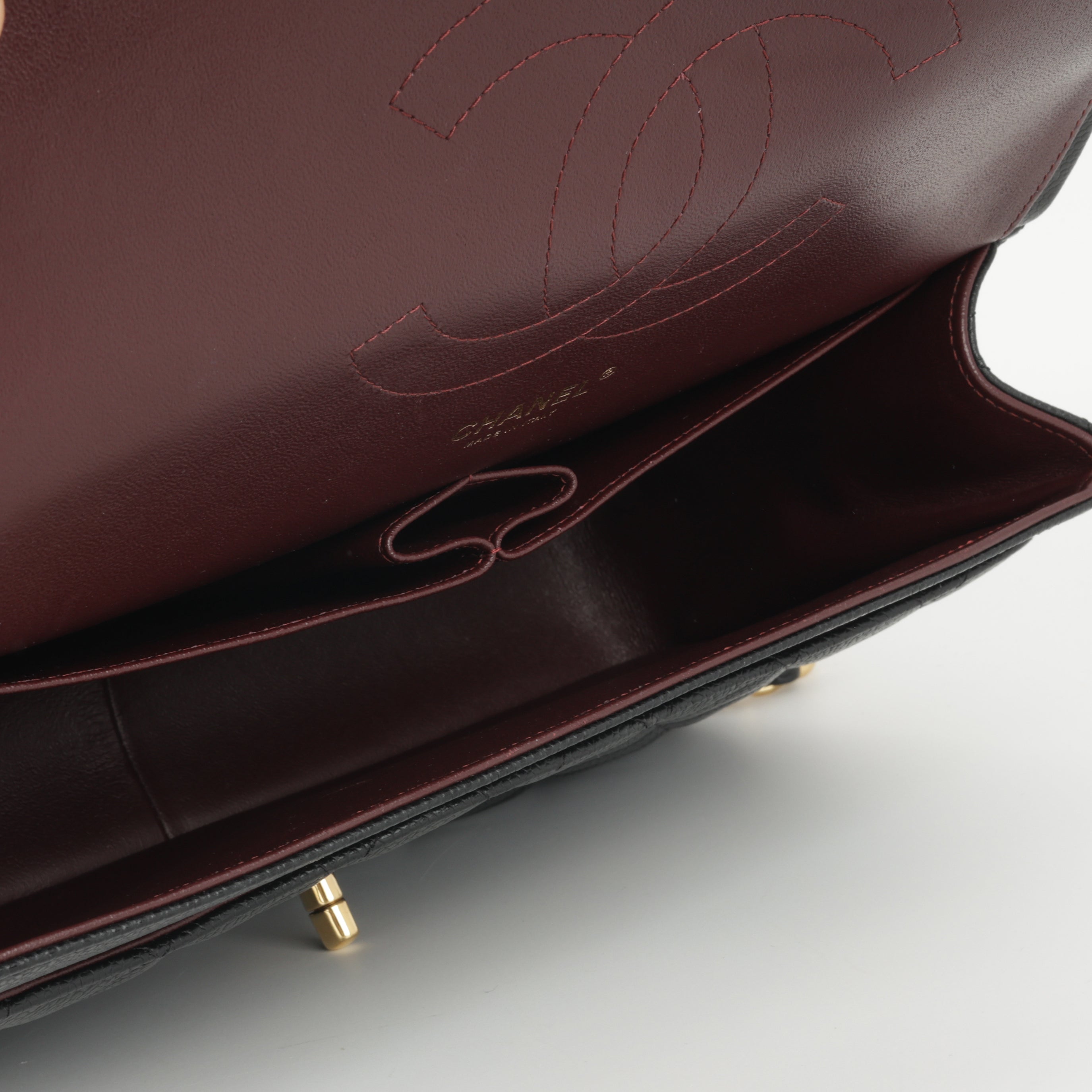 Jumbo Classic Flap