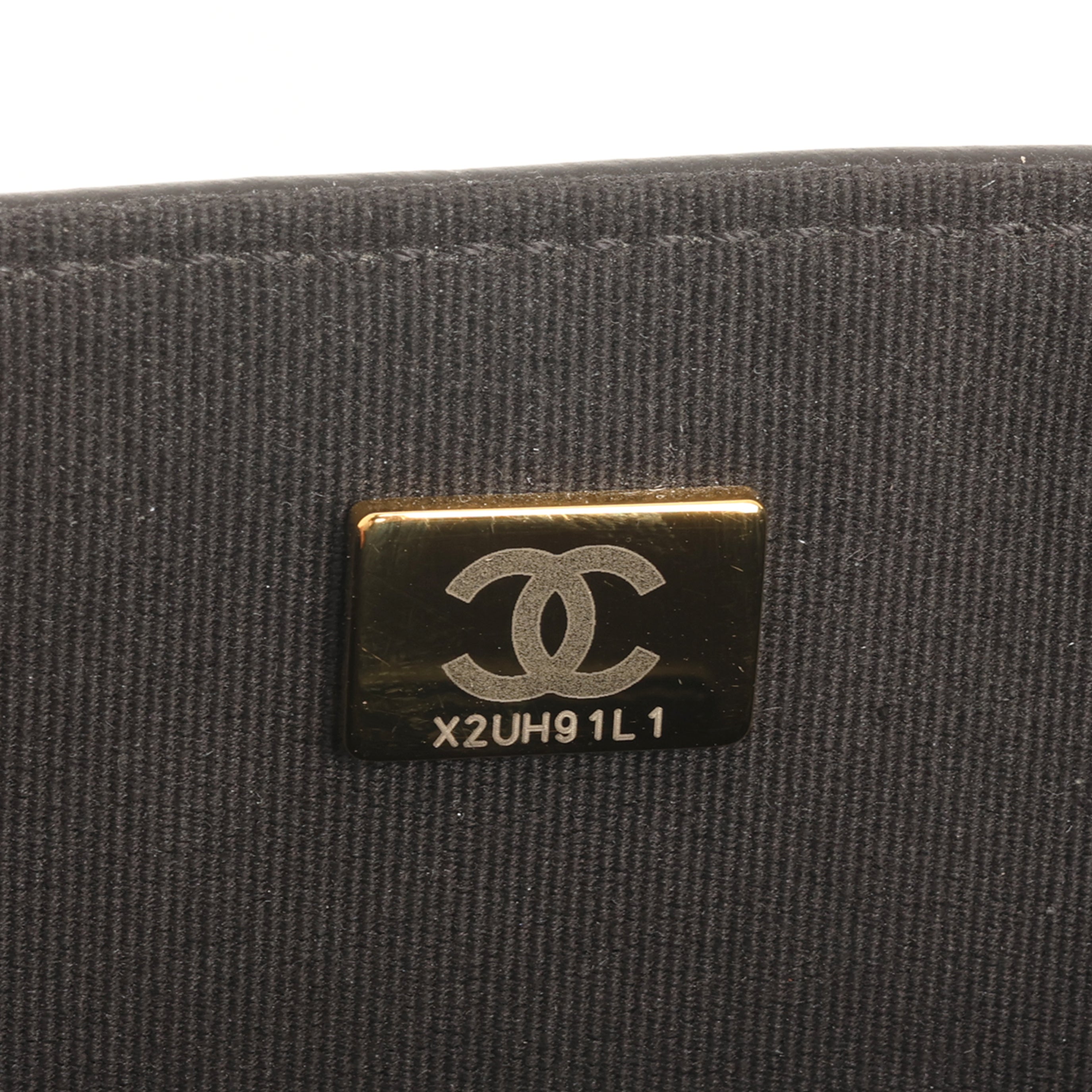 Chanel 23S Messenger Flap - Black Lambskin | Gold Hardware