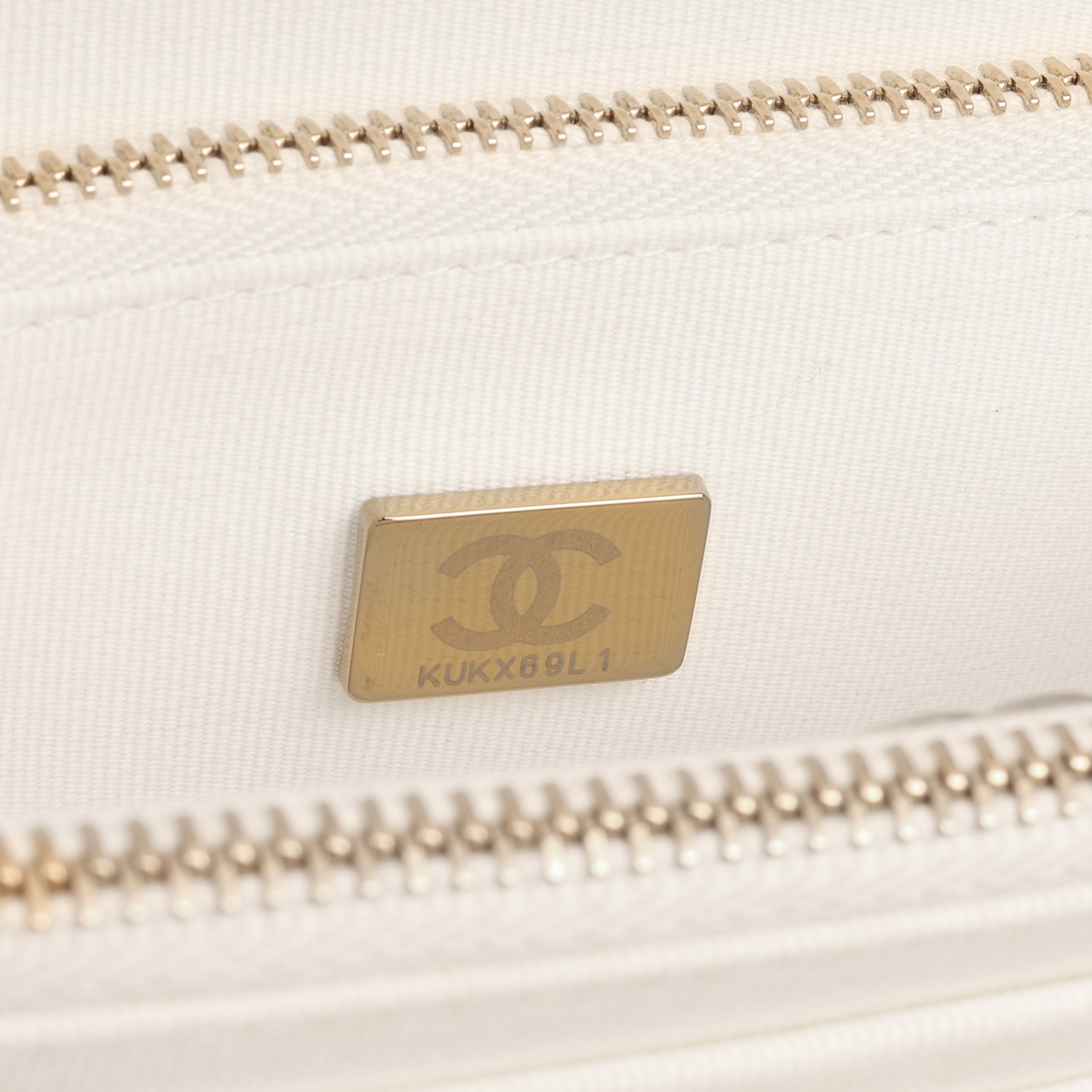 Top Handle Vanity on Chain