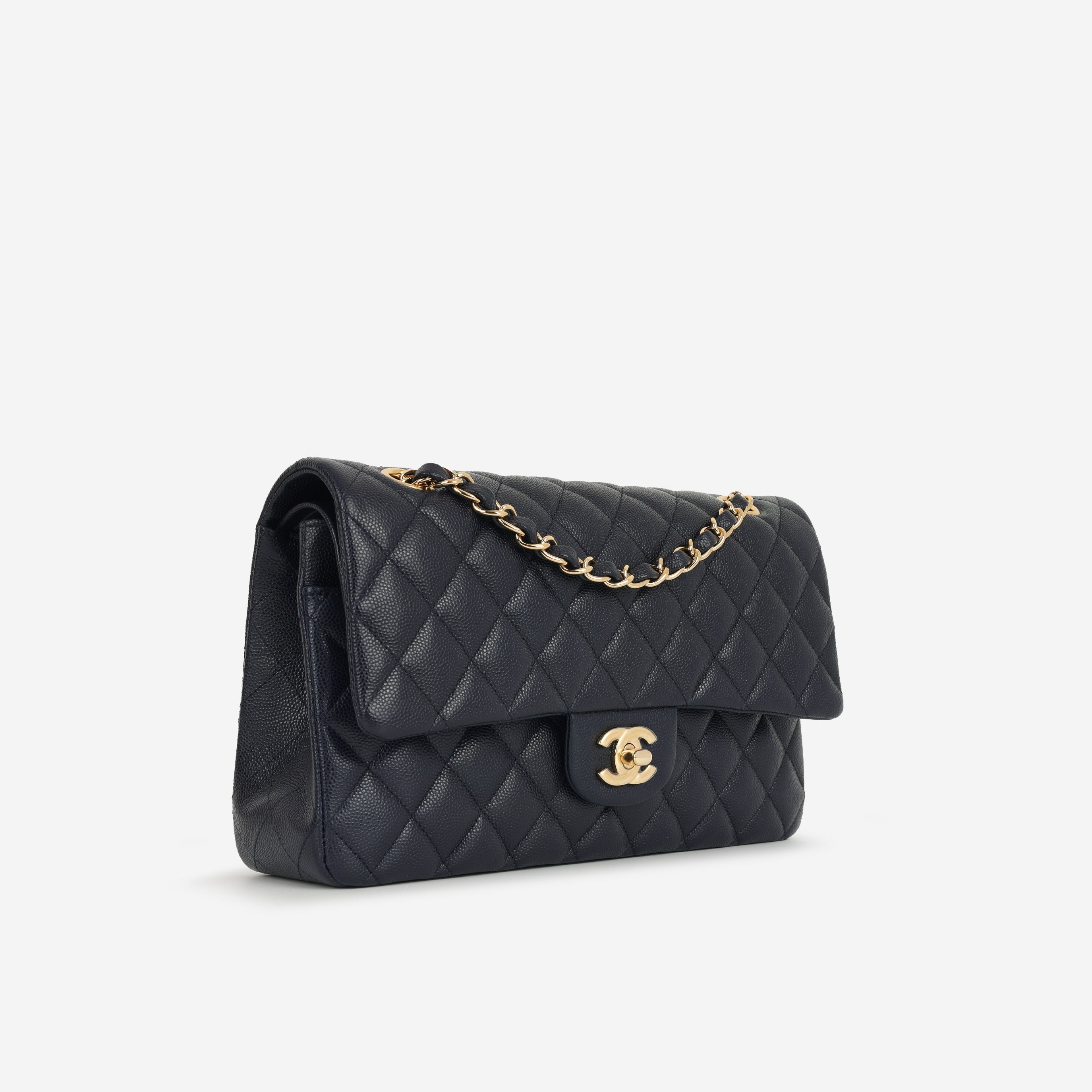 Medium Classic Flap