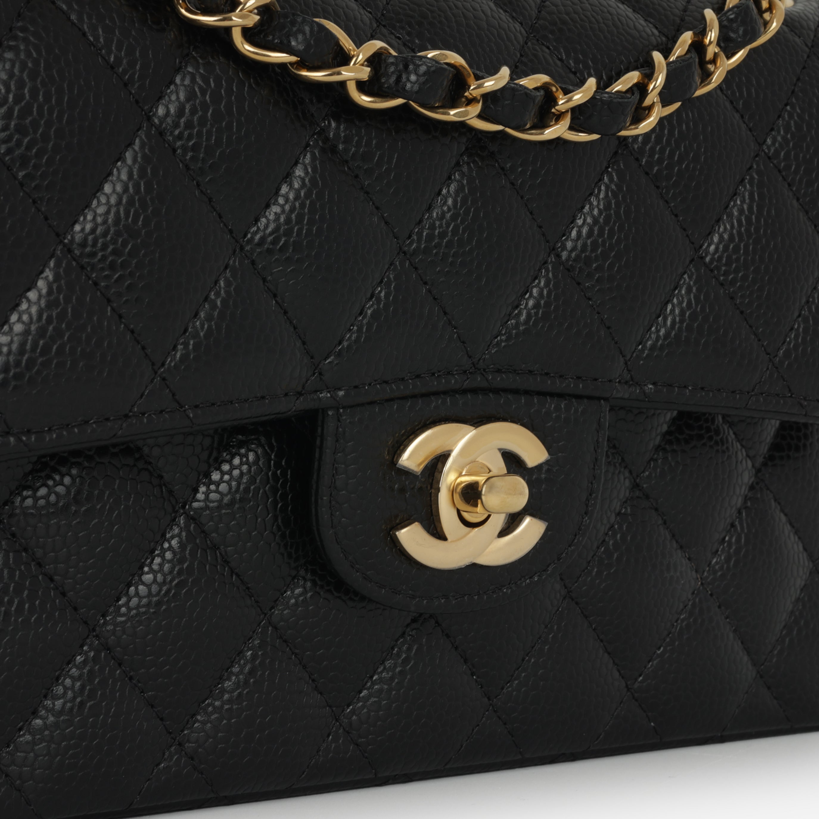 Small Classic Flap