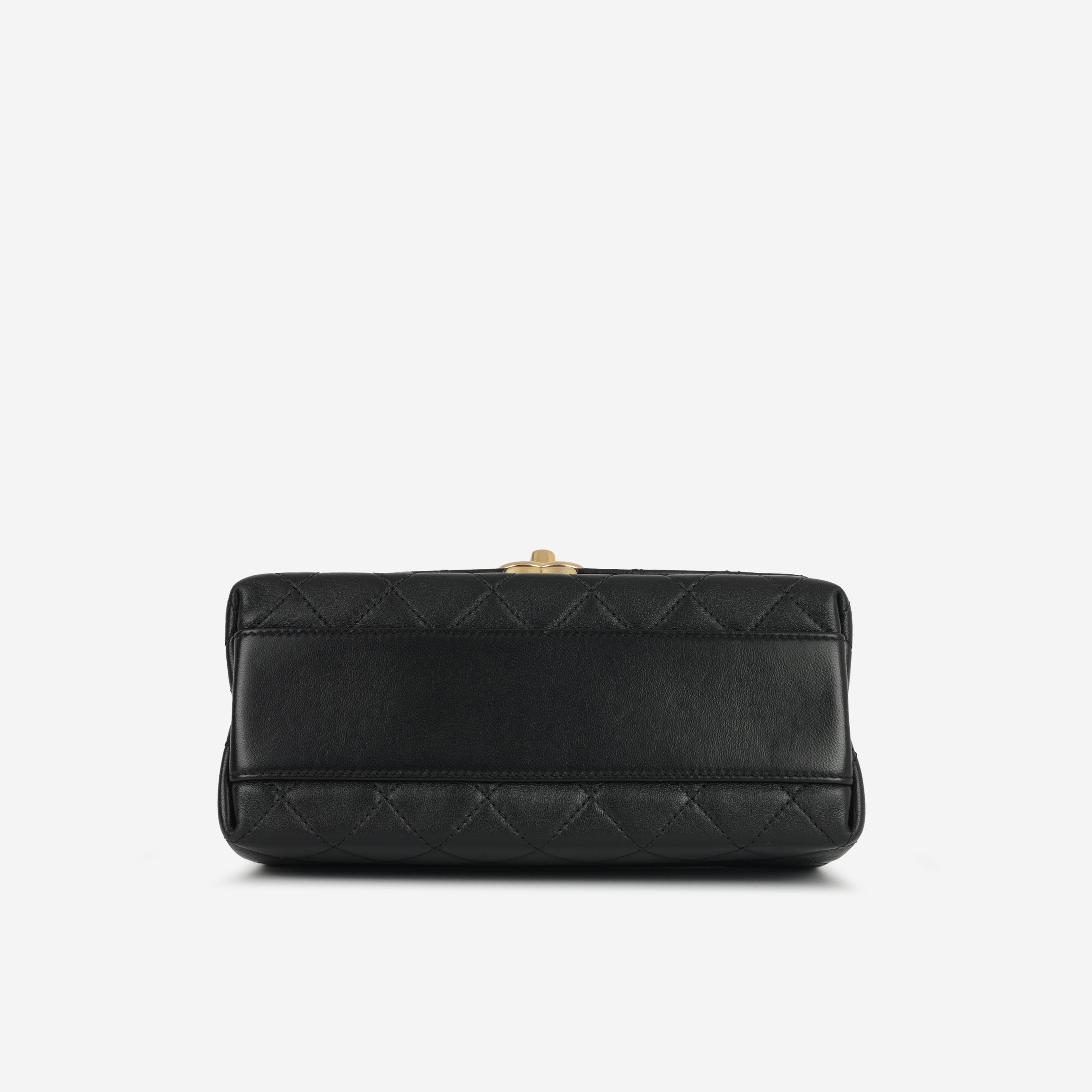 Small La Parissiene Flap Bag
