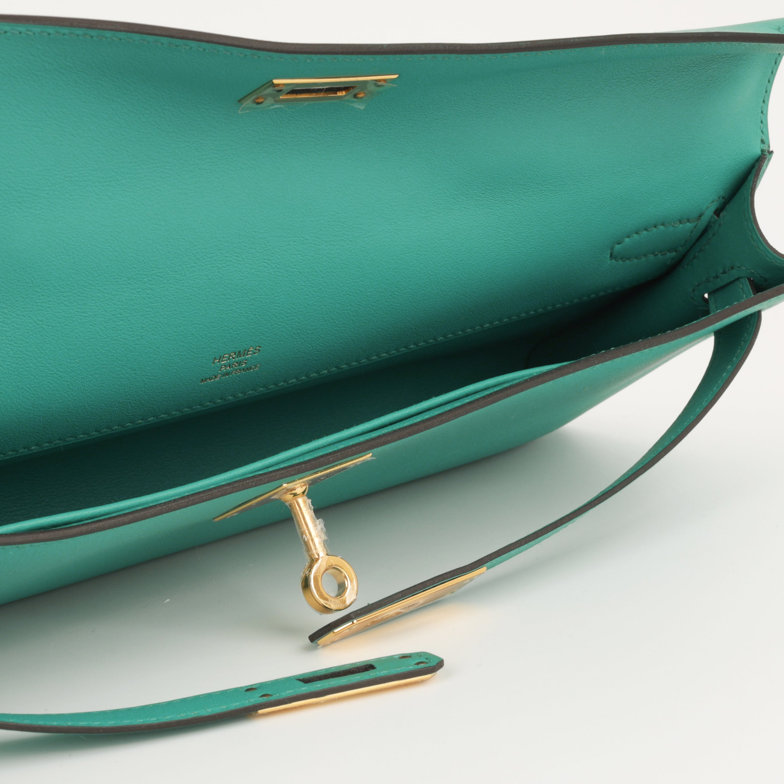 Kelly Cut Clutch