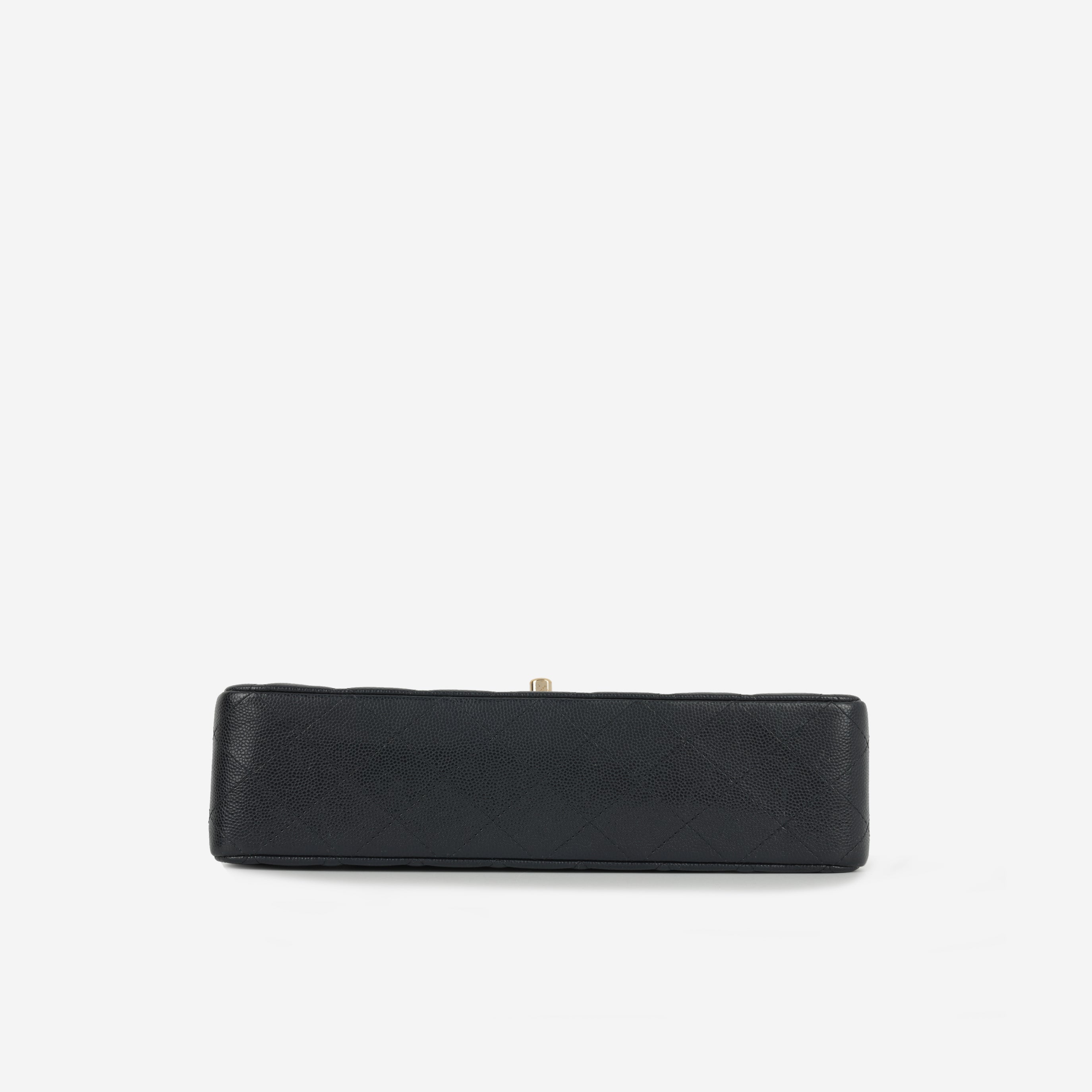 Medium Classic Flap