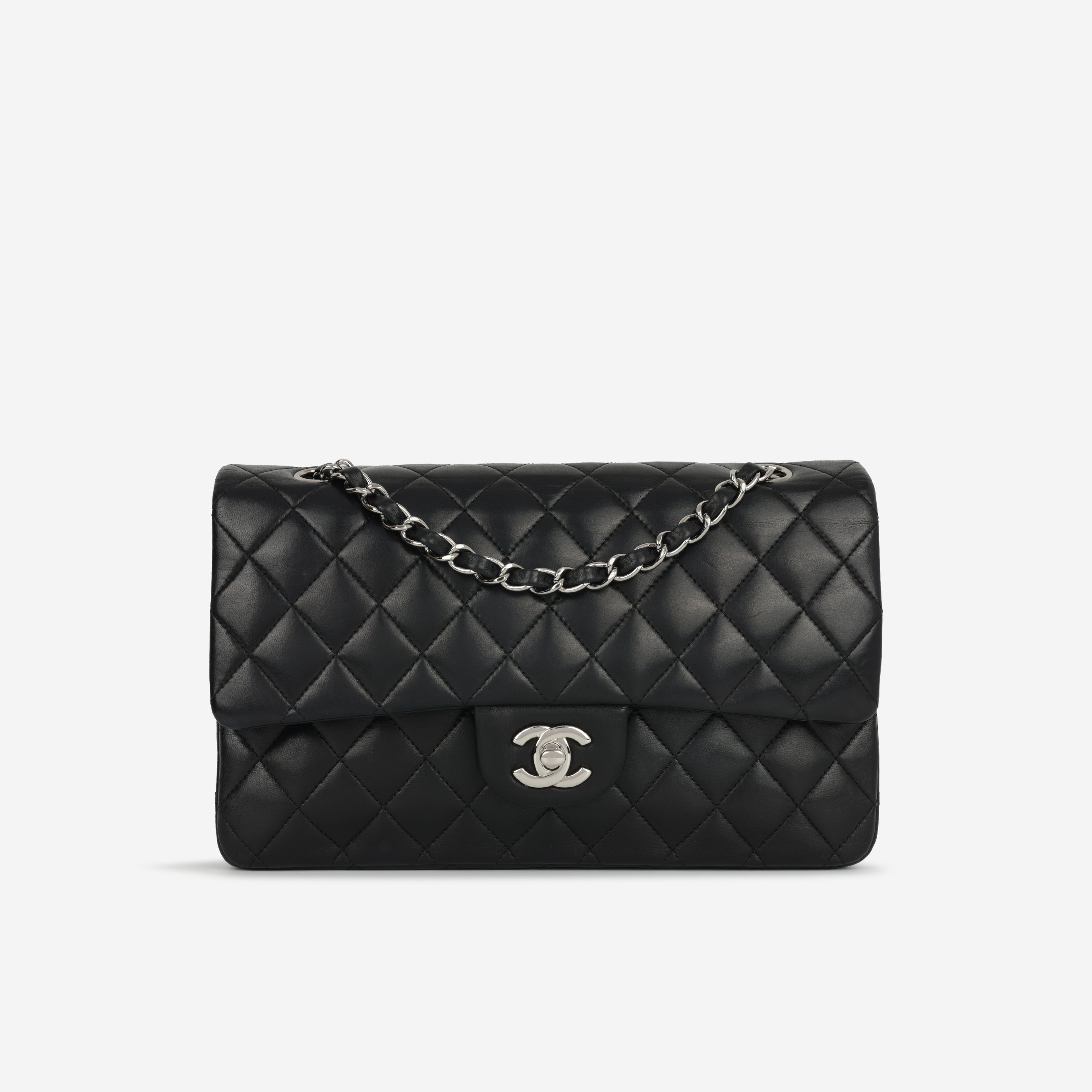 Medium Classic Flap