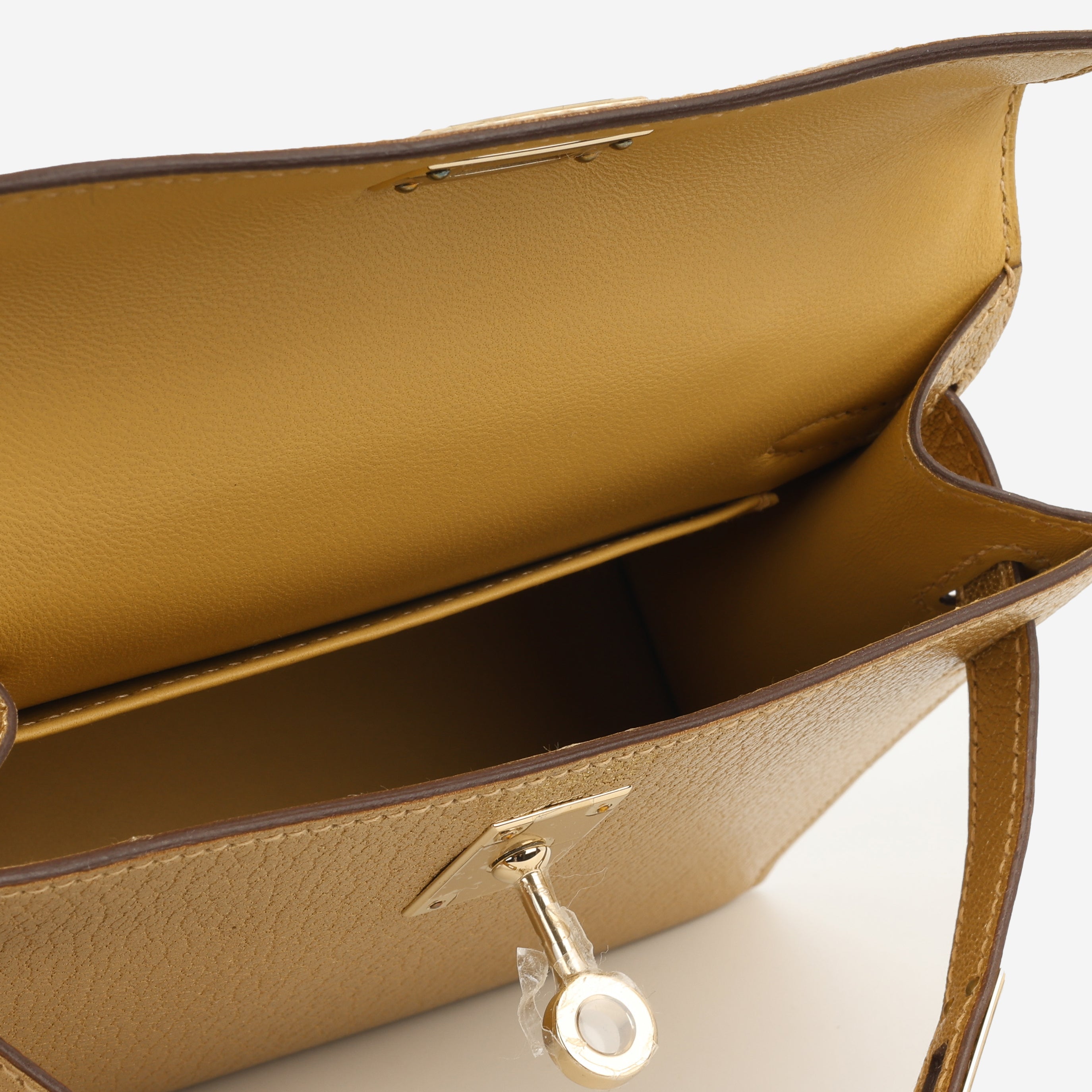 Hermès Mini Kelly - Dore Chevre | Permabrass Hardware