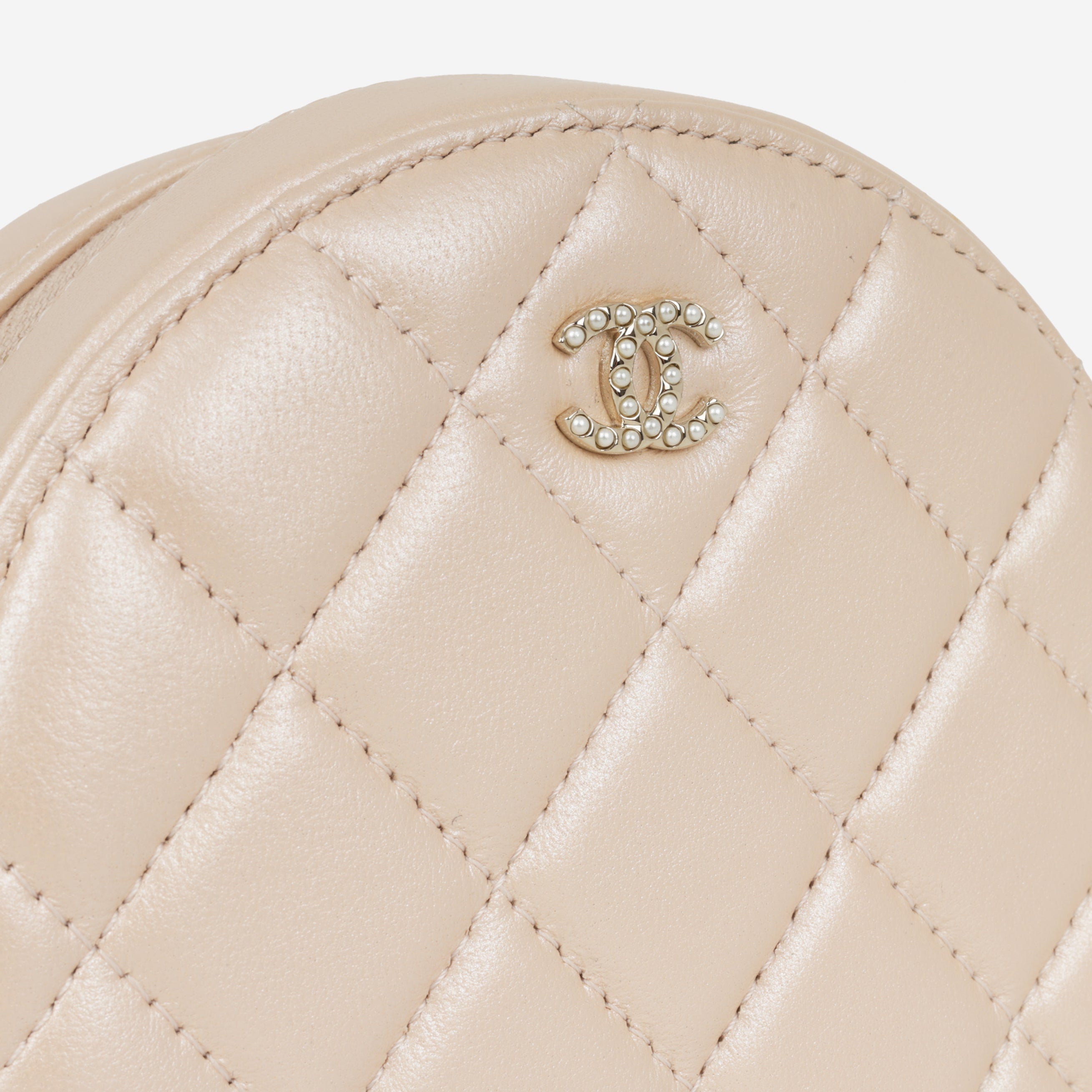 Chanel Pearl CC Round Clutch - Iridescent Pink Lambskin | Champagne Gold Hardware