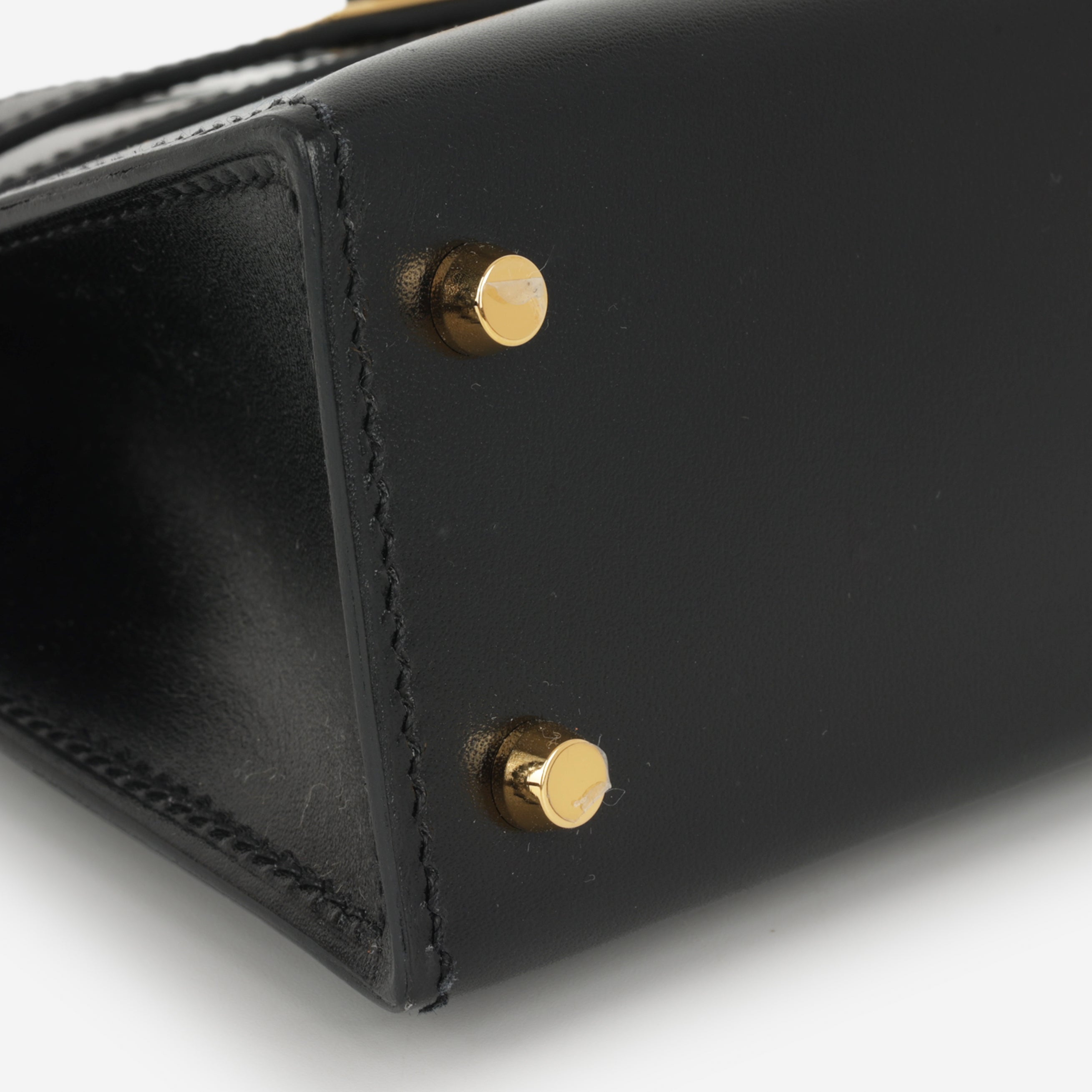 Hermès Mini Kelly - Noir Box Calf | Gold Hardware