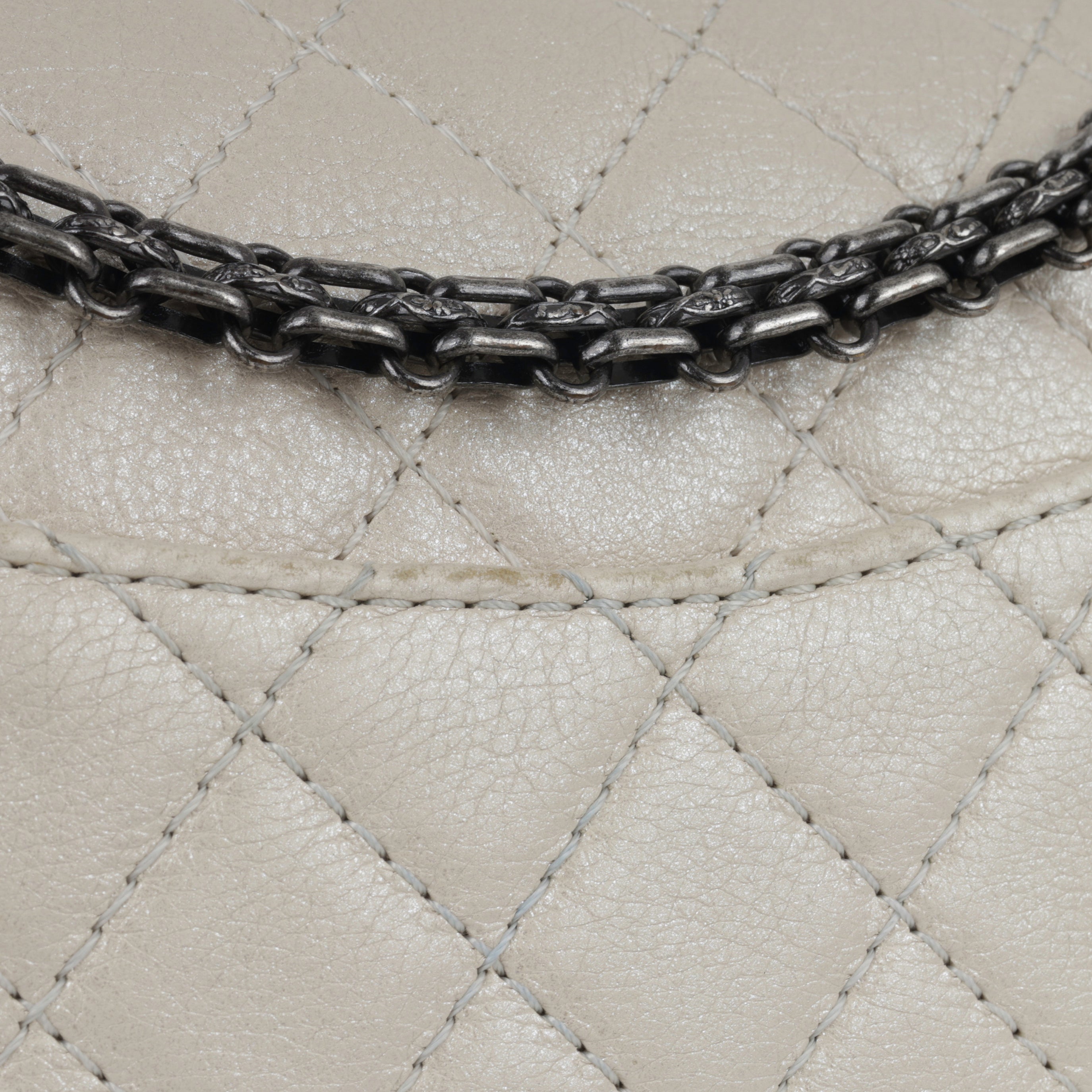 Chanel 2.55 Re-issue 225 Lucky Charms - Ivory Calfskin | Rhodium Hardware