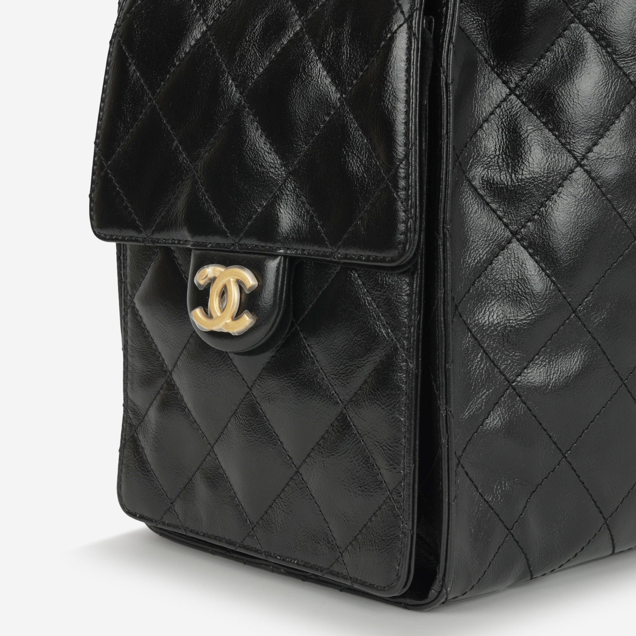 Chanel Medium 25 Hobo Bag - Black Calfskin | Mixed Hardware