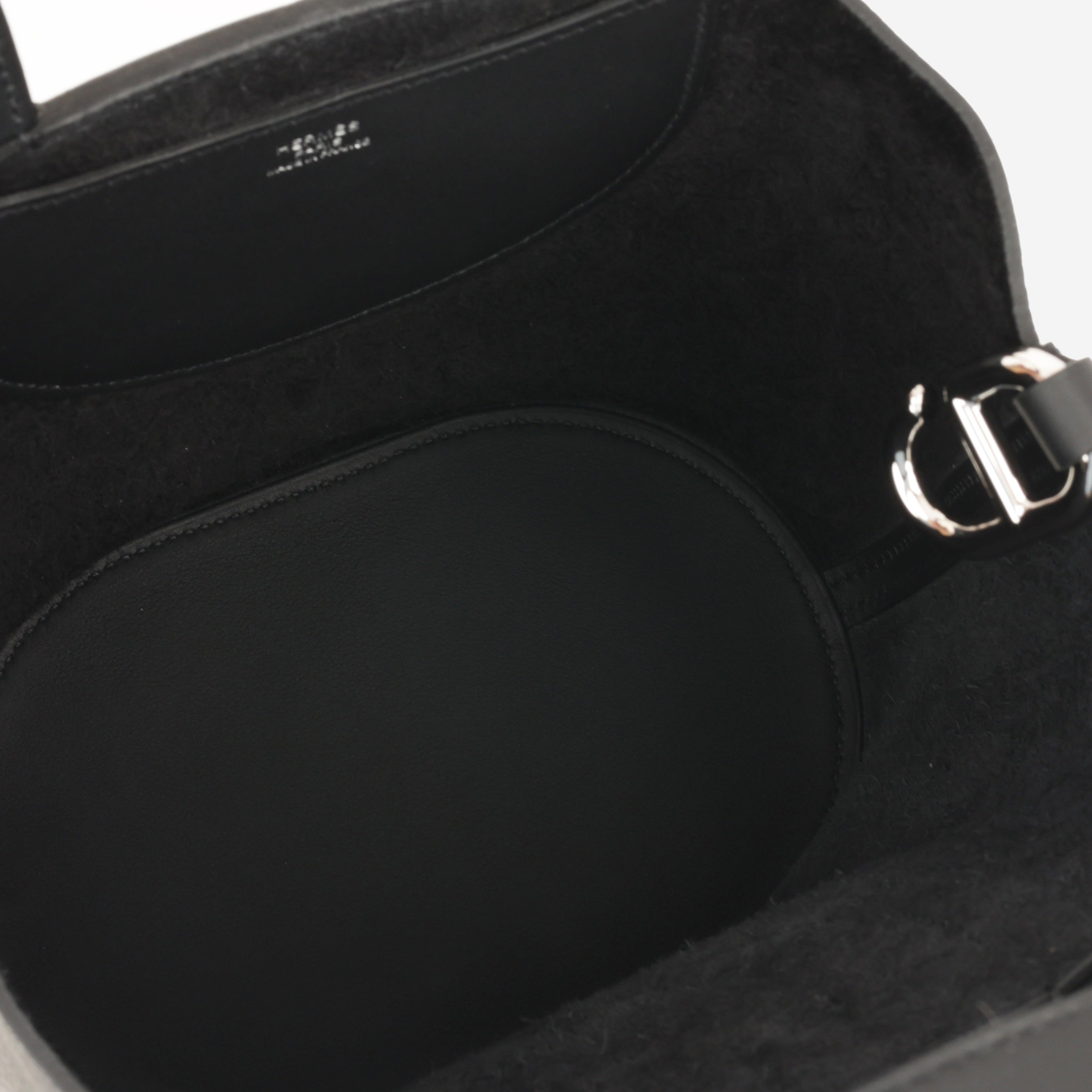 Hermès In-The-Loop 18 Bag - Black Clemence/Swift | Palladium Hardware