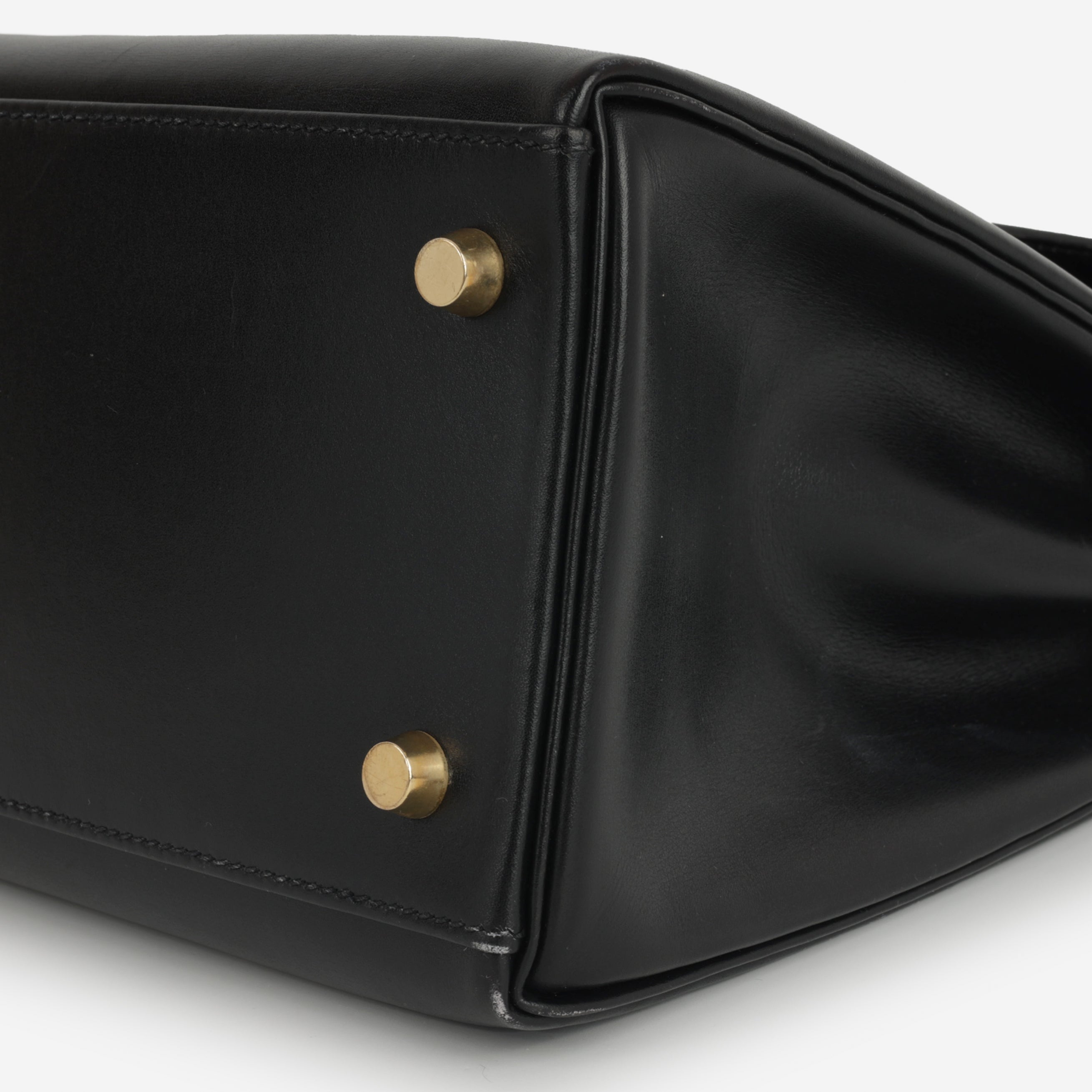 Hermès Vintage Kelly 32 Retourne - Black Box Calf | Gold Hardware