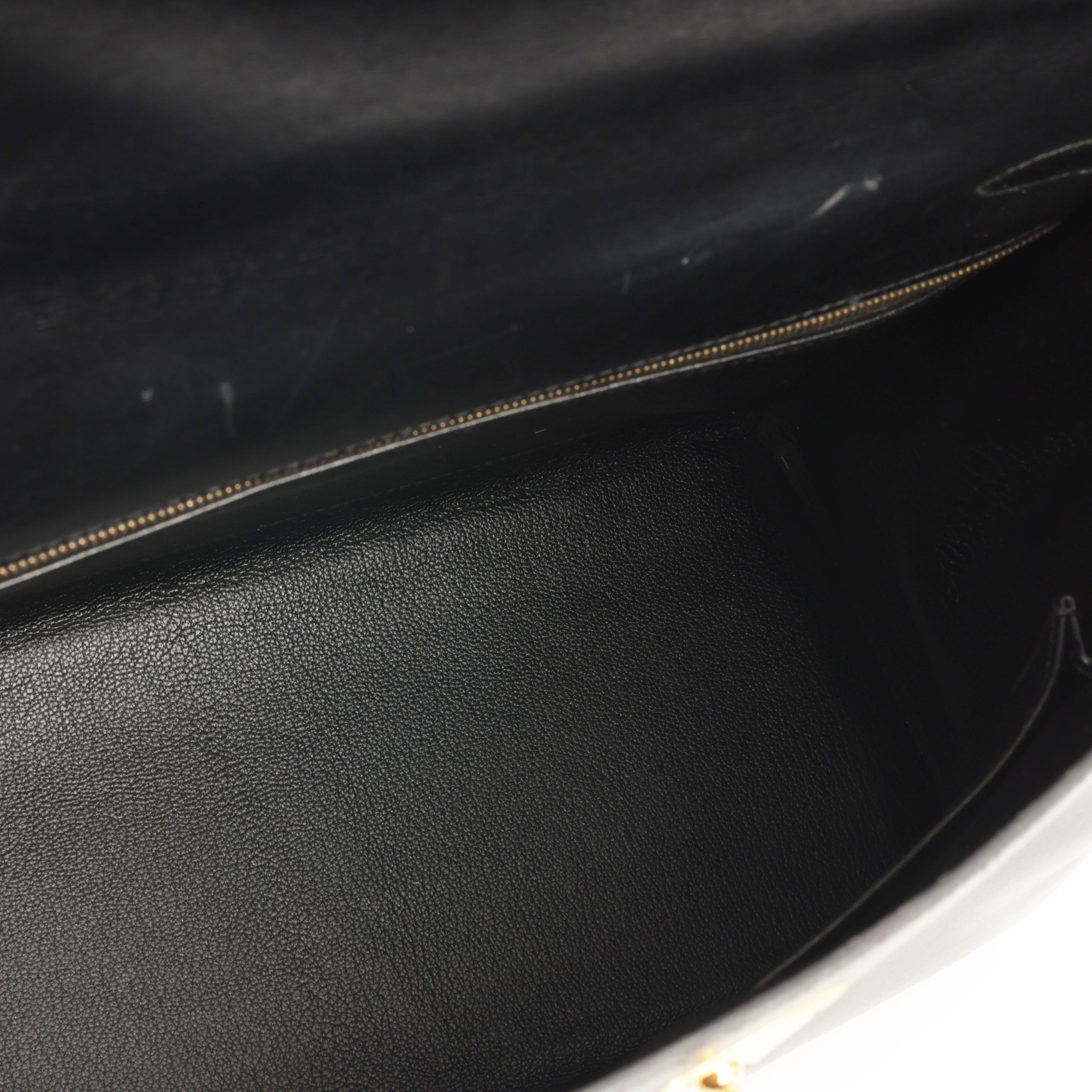 Hermès Vintage Kelly 32 Retourne - Black Box Calf | Gold Hardware