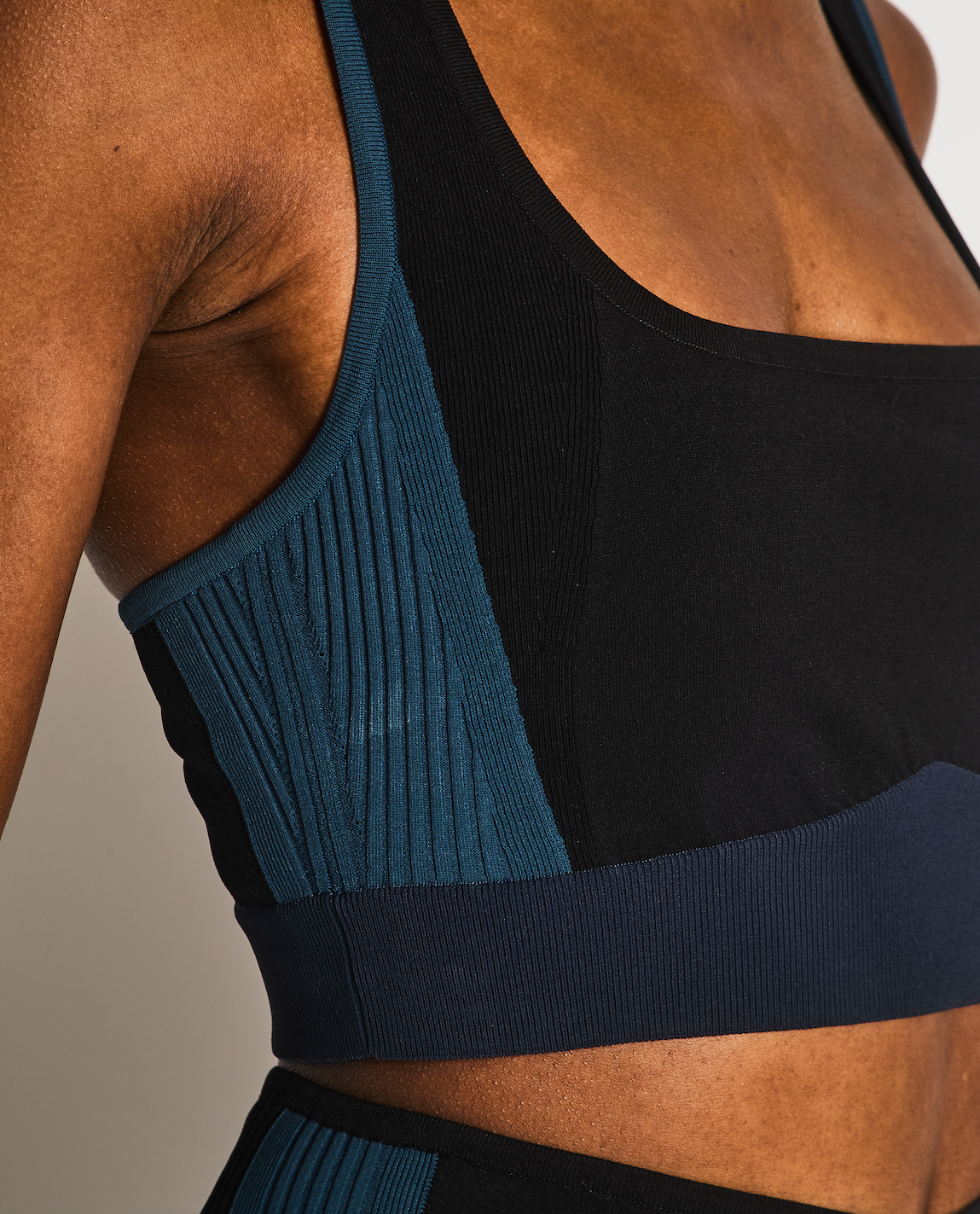Hermès Black Top and Shorts Sports Set with Blue Ribbed Bands Detail Size S (UK 8) RRP £865