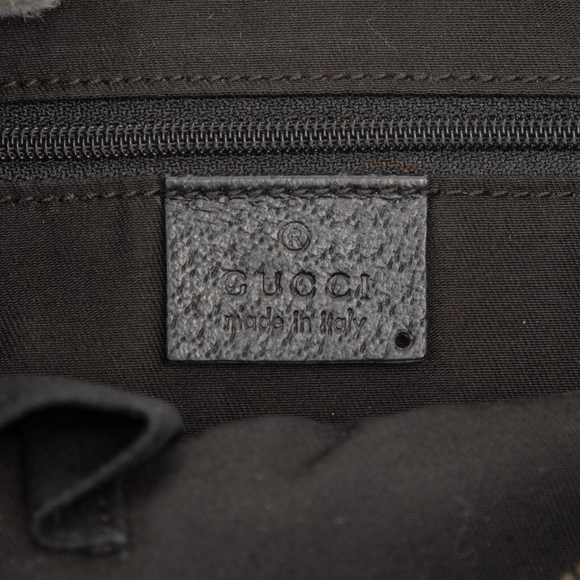 Flat Messenger Bag GG Canvas Medium