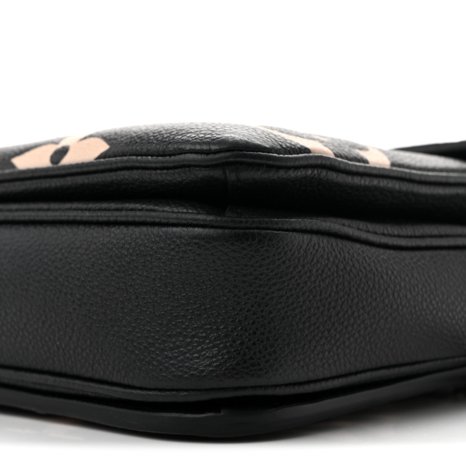 Empreinte Monogram Giant Pochette Metis Black Beige