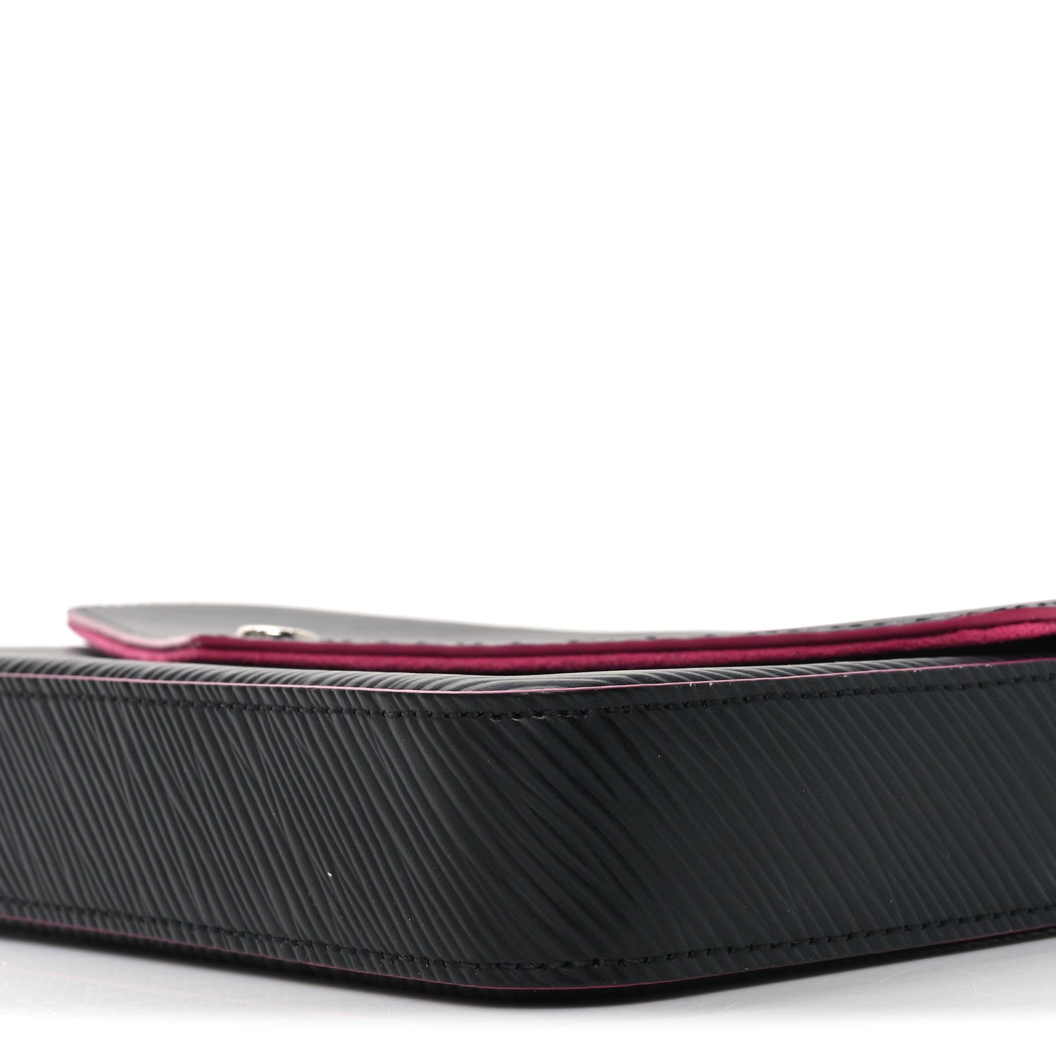 Epi Pochette Felicie Black Hot Pink