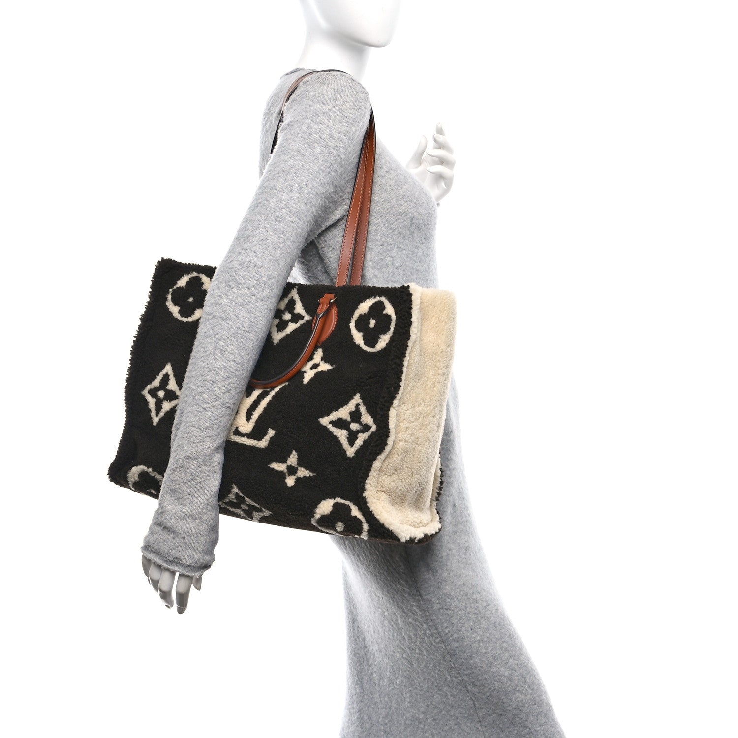 Shearling Monogram Giant Teddy Onthego GM Black White