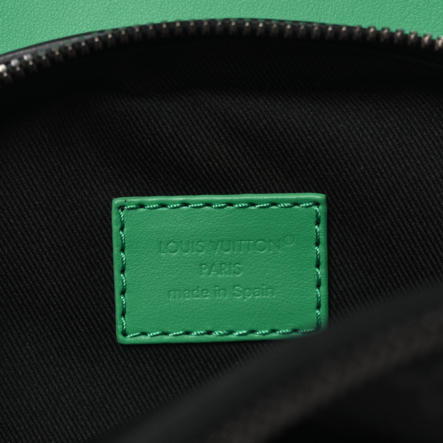 Monogram Eclipse Avenue Slingbag PM  Bamboo Green
