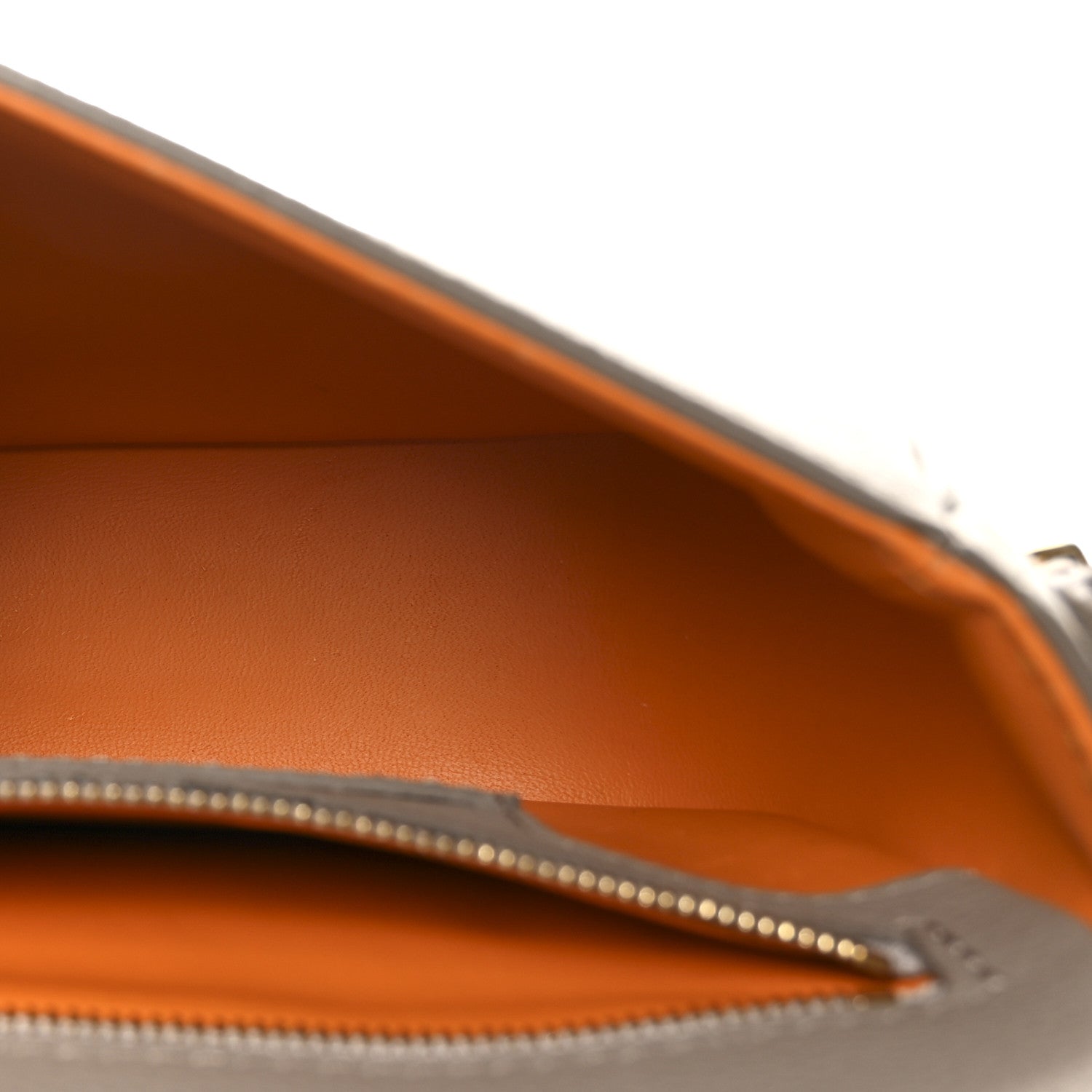 Grained Calfskin LV Pont 9 Soft PM Gris