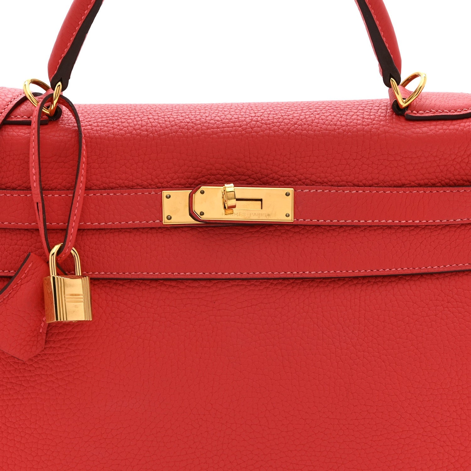 Togo Kelly Retourne 32 Rouge Pivoine