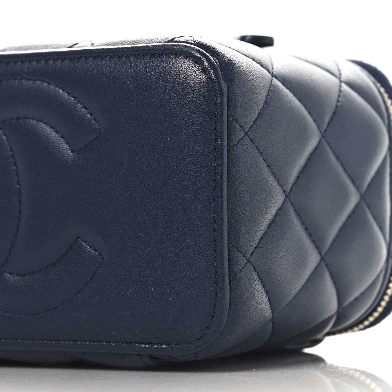 Lambskin Quilted Metal Small Top Handle Vanity Case With Chain Blue