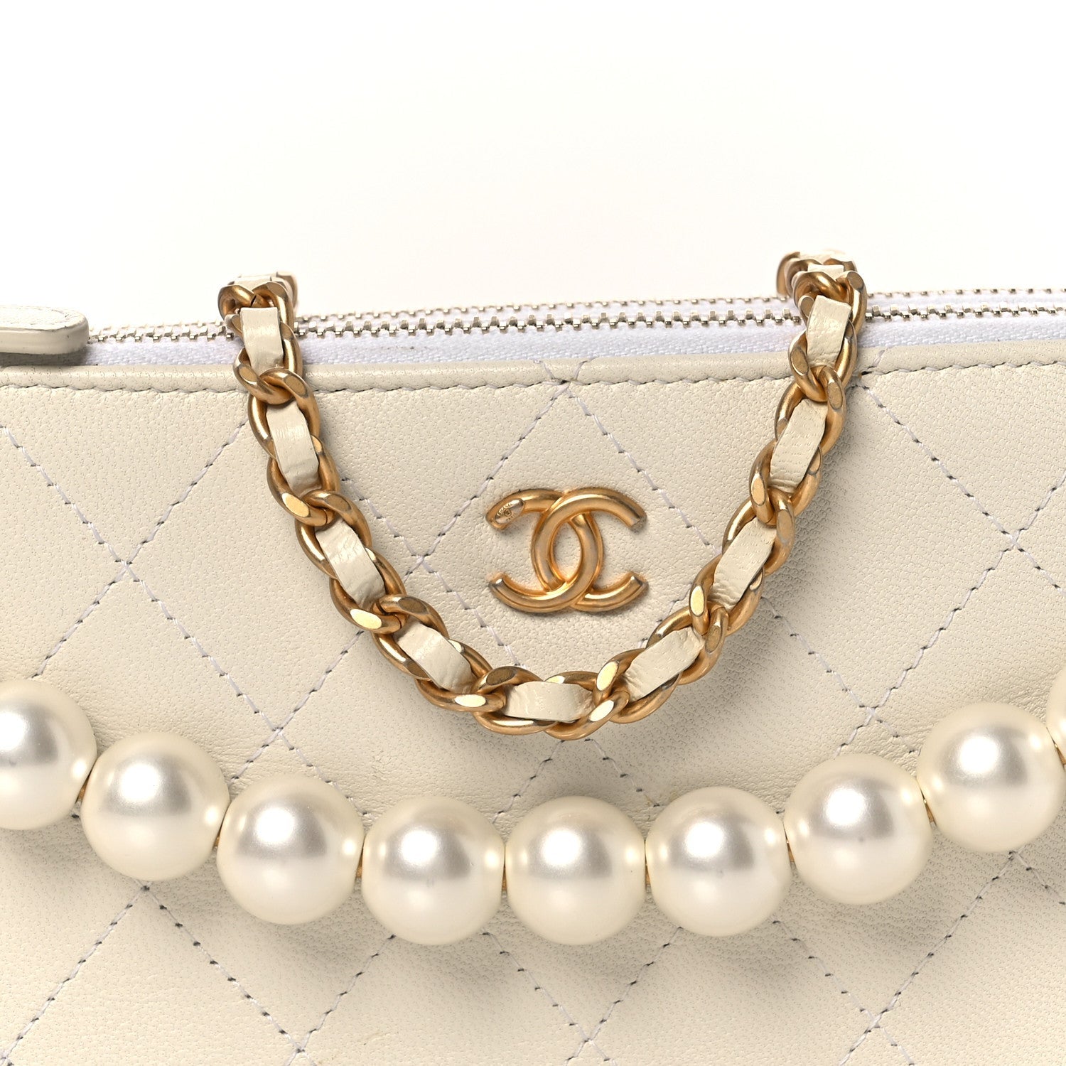 Goatskin Stitched Small Chic Pearls Clutch With Chain  White