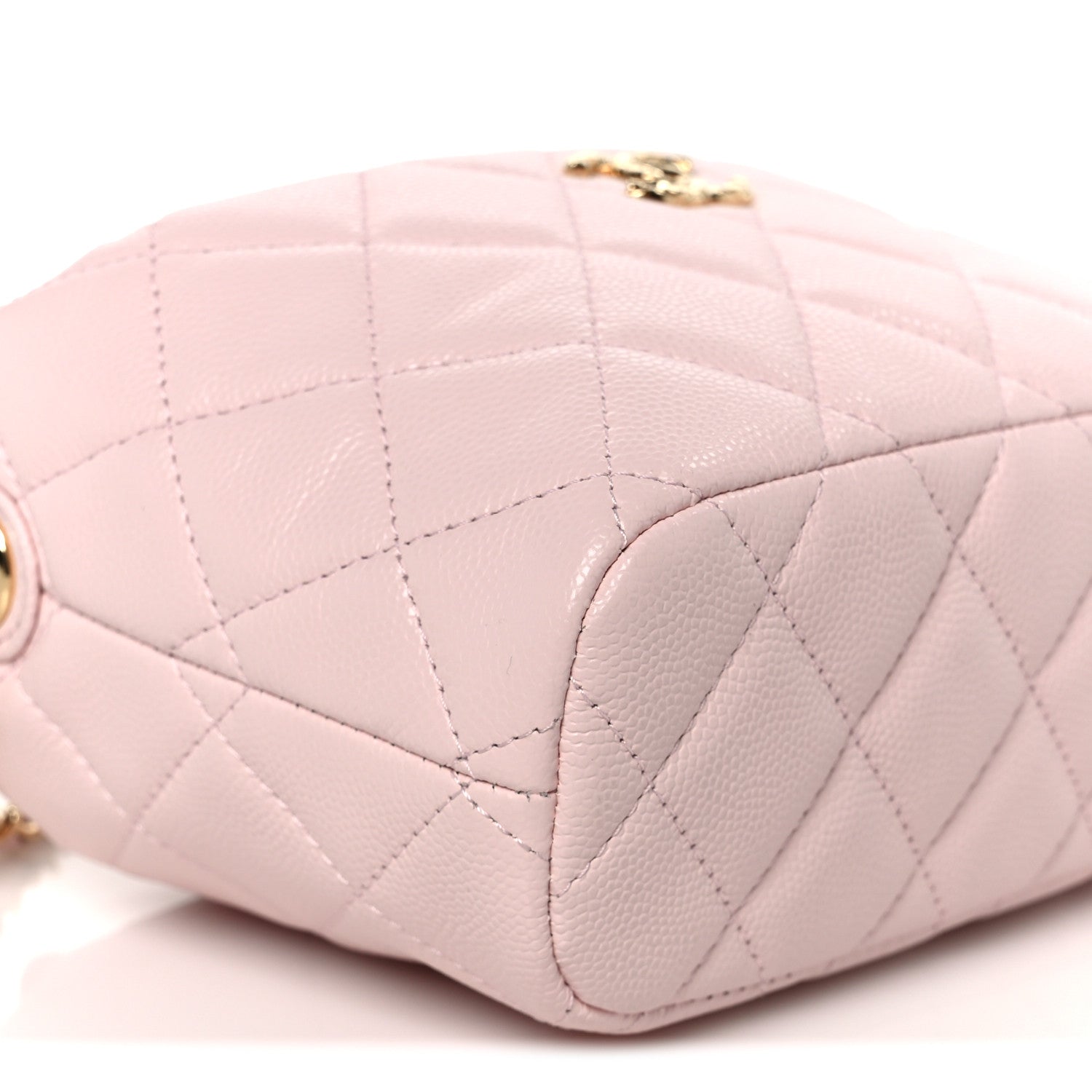 Shiny Caviar Hobo Clutch With Chain Light Pink