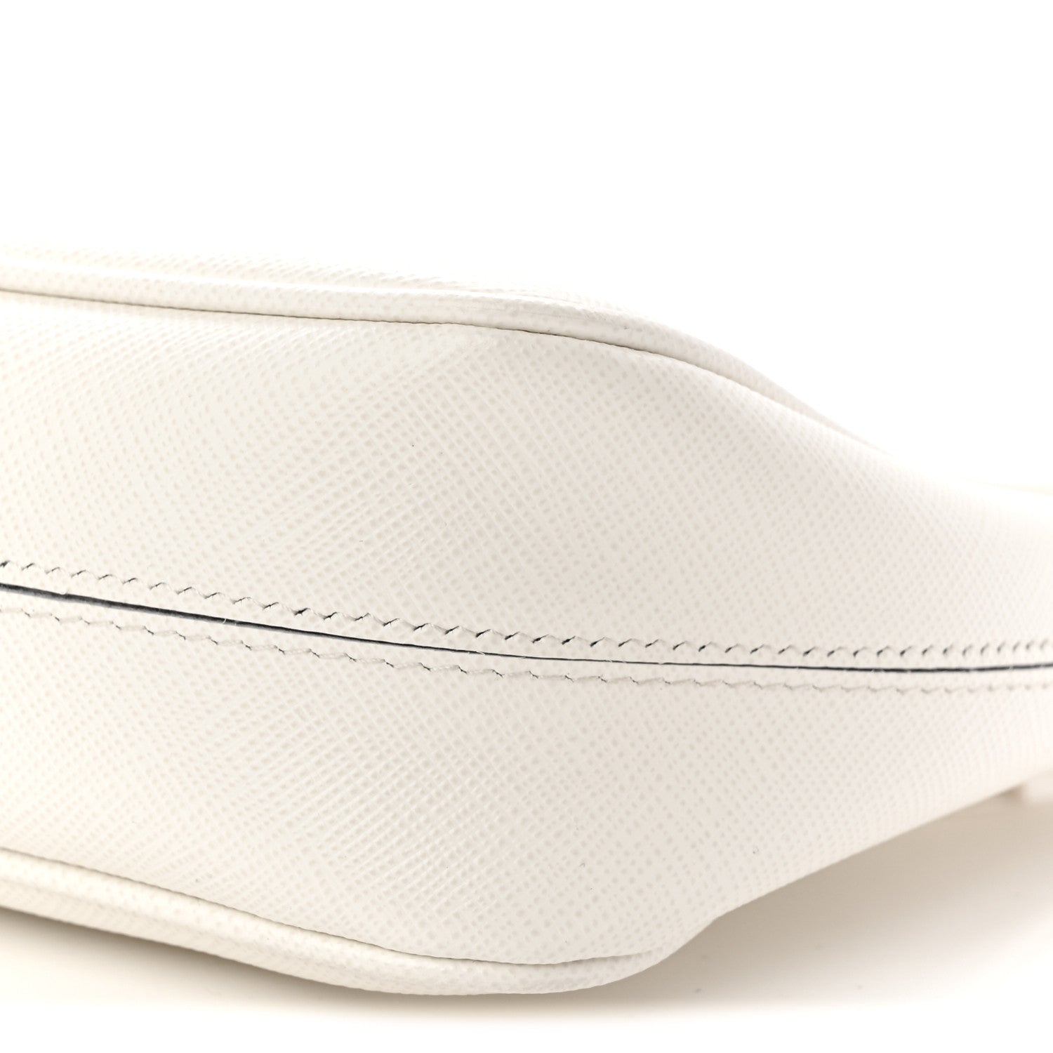 Saffiano Re-Edition 2005 Shoulder Bag White