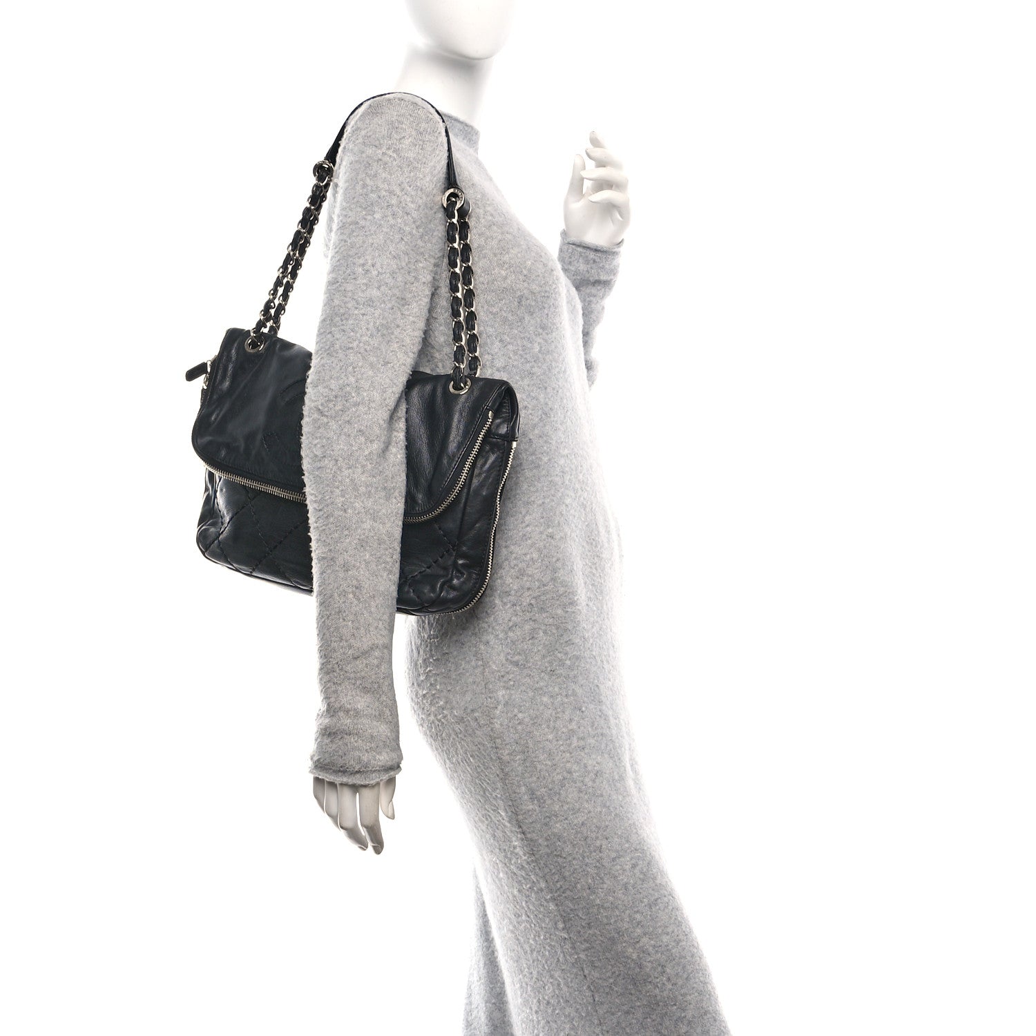 Calfskin Expandable Flap Black