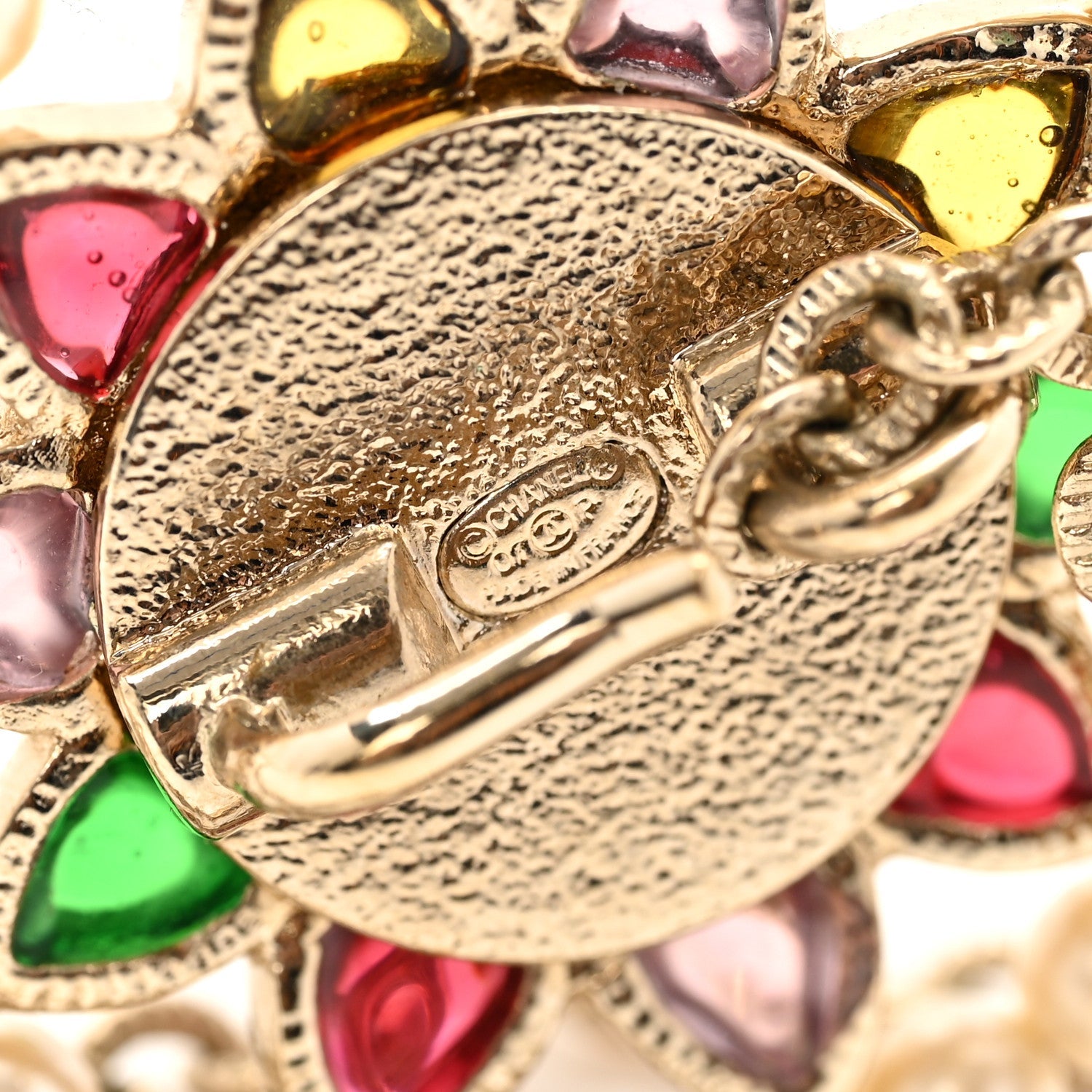 Gripoix Pearl Medallion Chain Belt Gold Multicolor