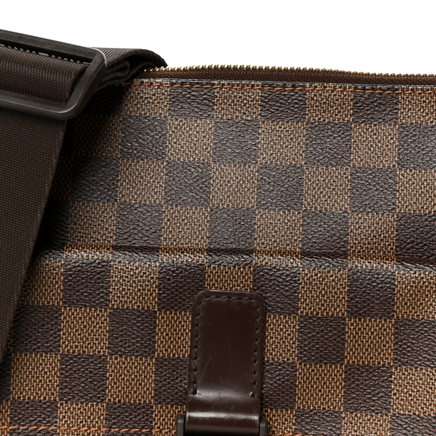 Damier Ebene Pochette Melville