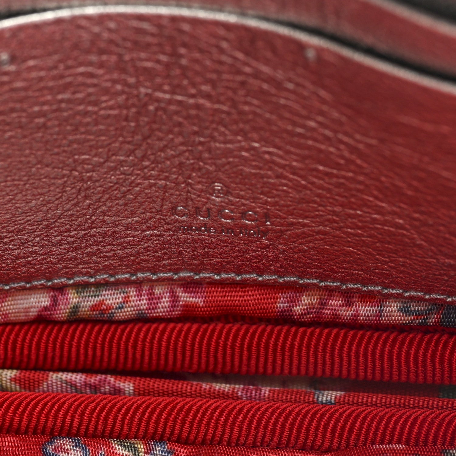 Laminated Nappa Trapuntata Zumi iPhone Case Rosso Marine Argento