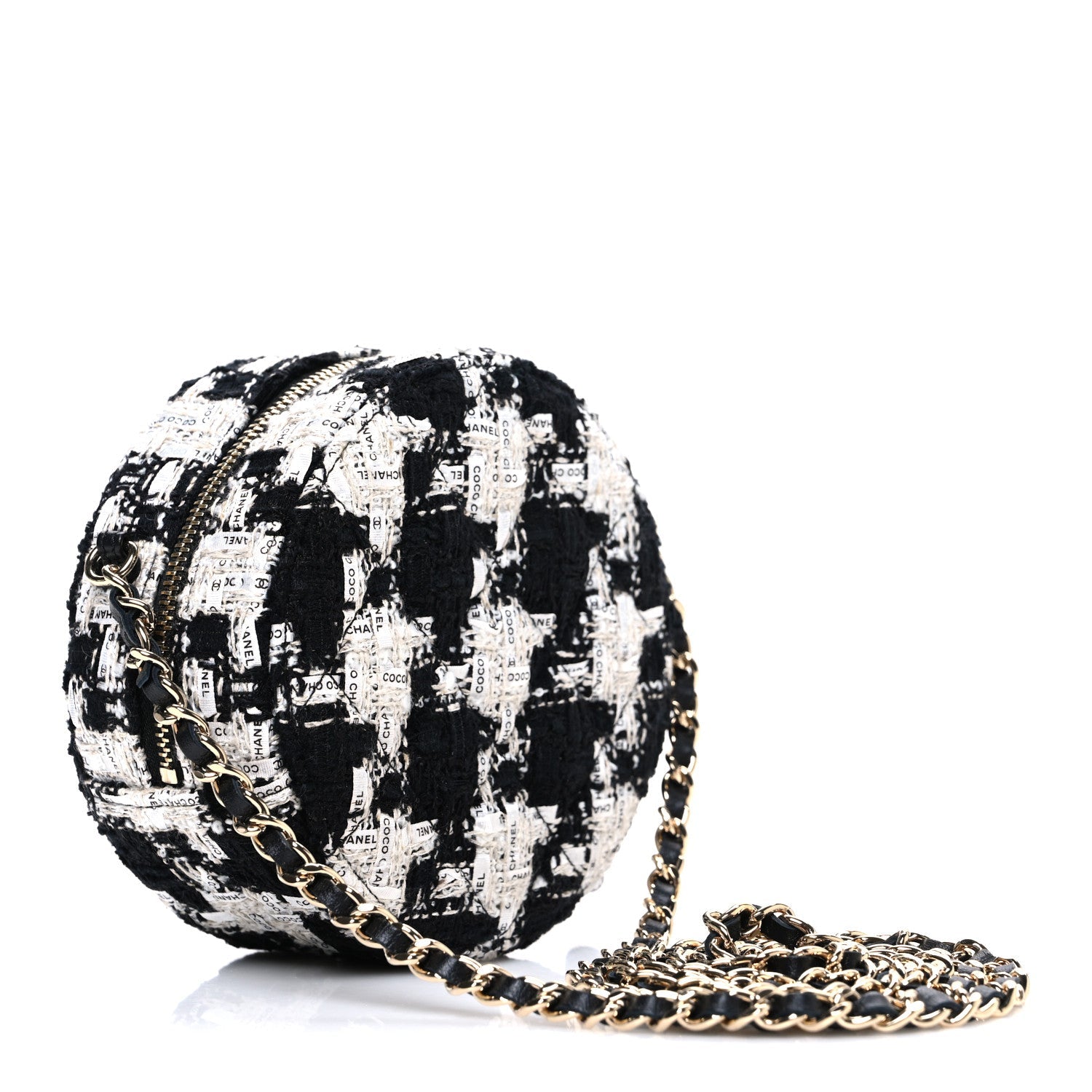 Tweed Quilted Round Clutch With Chain Black Ecru White