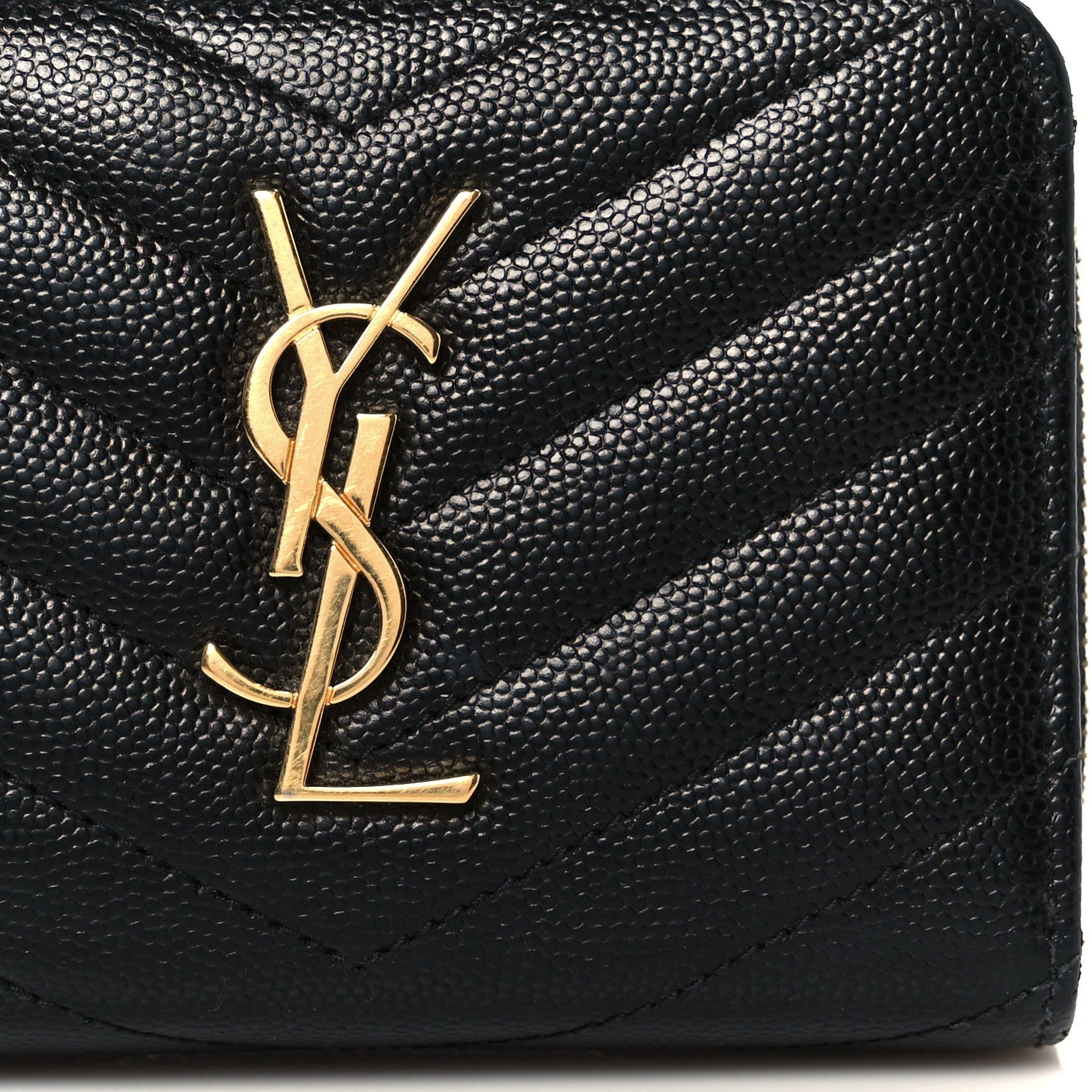 Grain De Poudre Matelasse Chevron Monogram Compact Zip Around Wallet Black