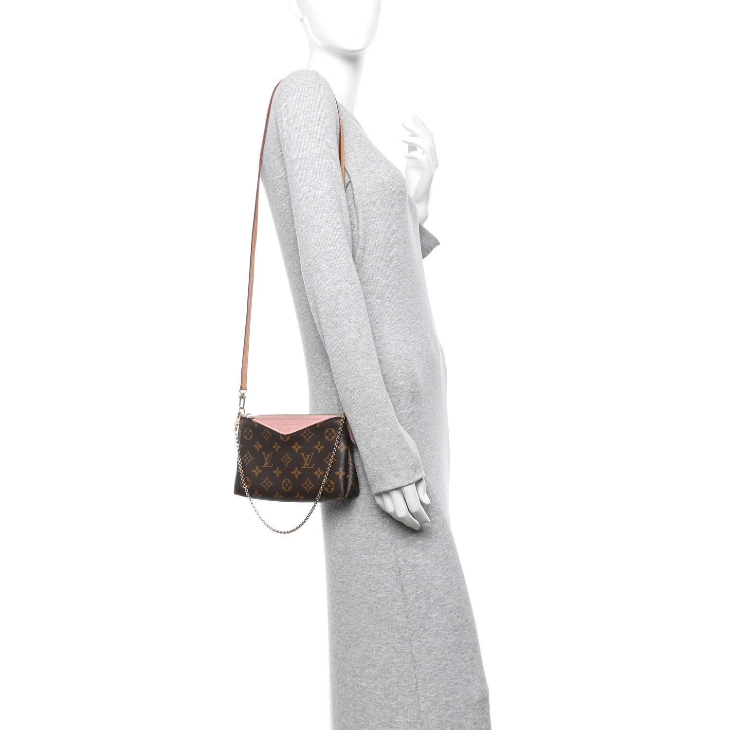 Monogram Pallas Clutch Rose Poudre
