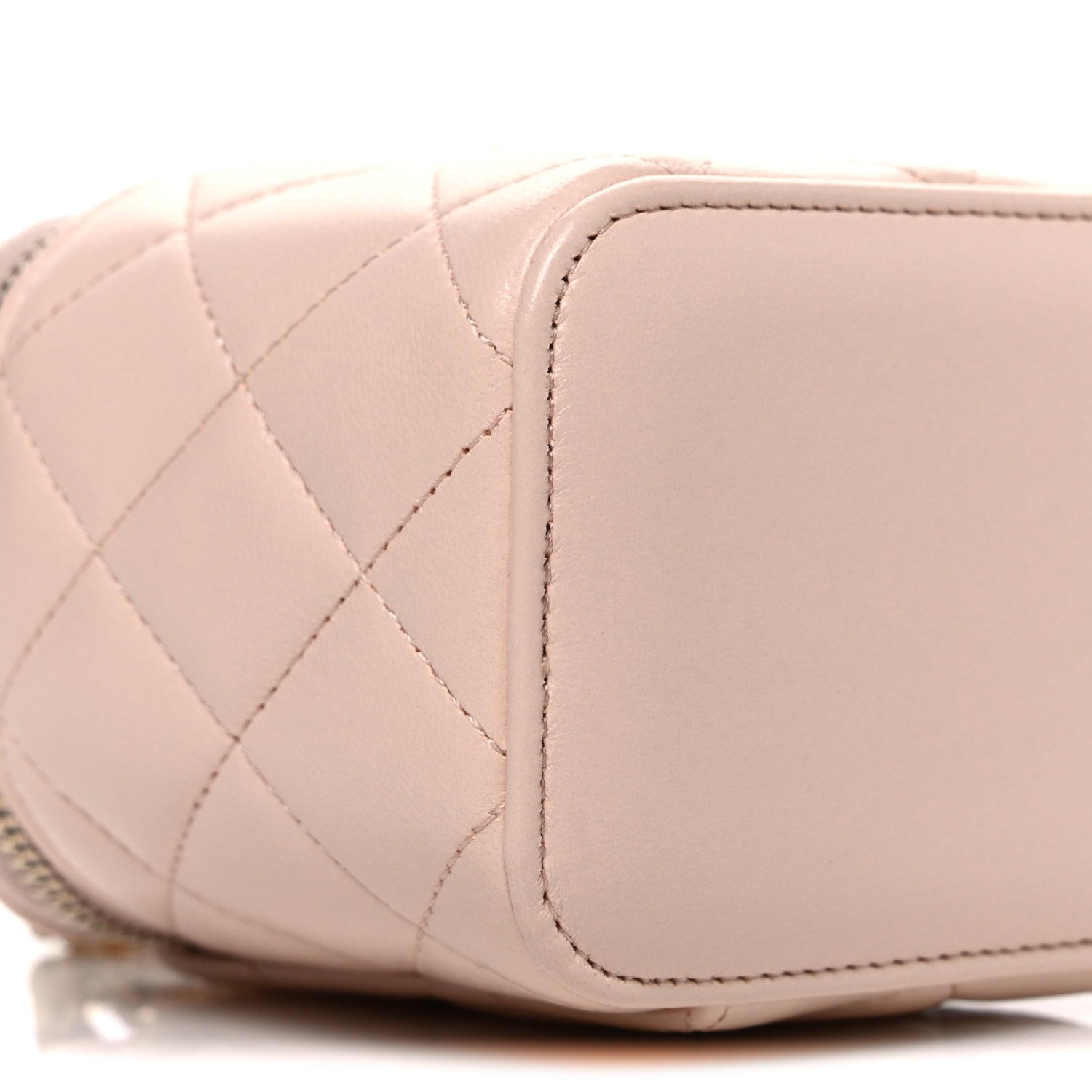 Lambskin Quilted Pearl Crush Mini Vanity Case With Chain Light Beige