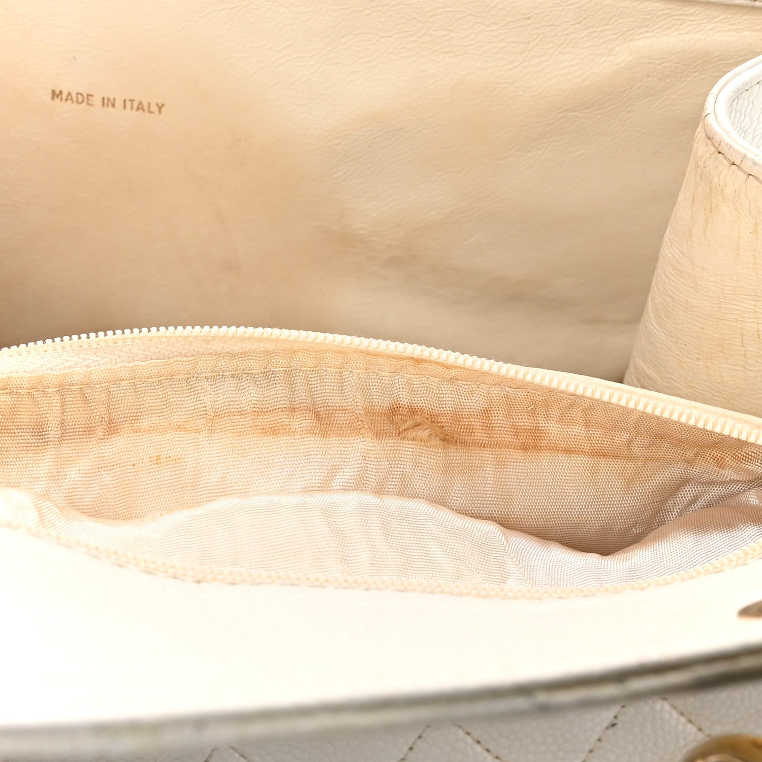 Caviar Quilted Timeless CC Shopping Tote White