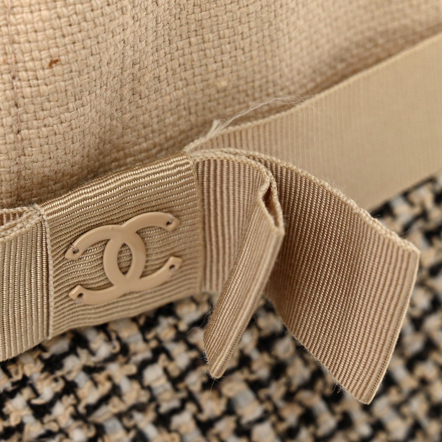 Tweed Bucket Hat 57 Beige